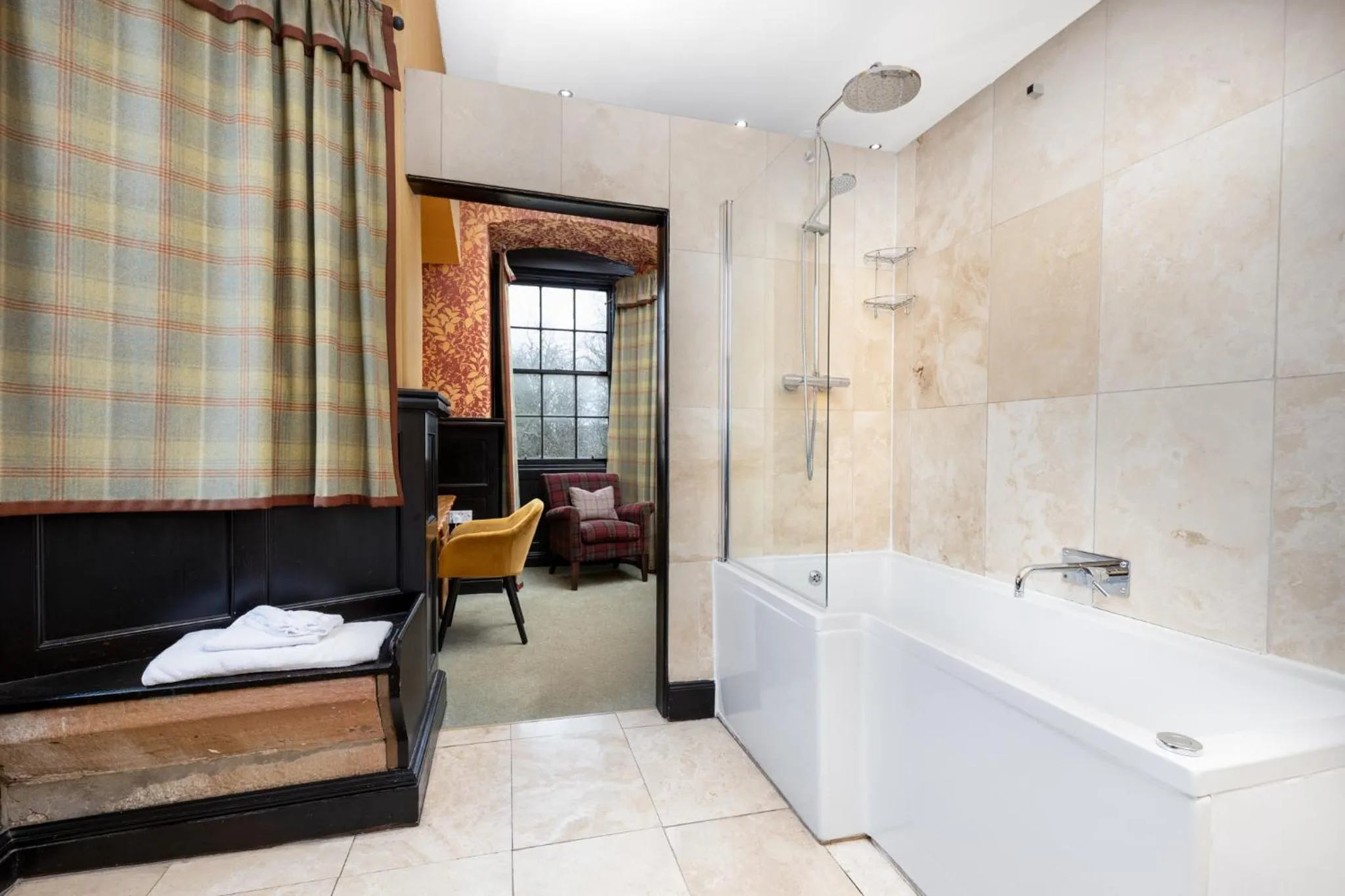 Bed in Dornoch Castle Hotel