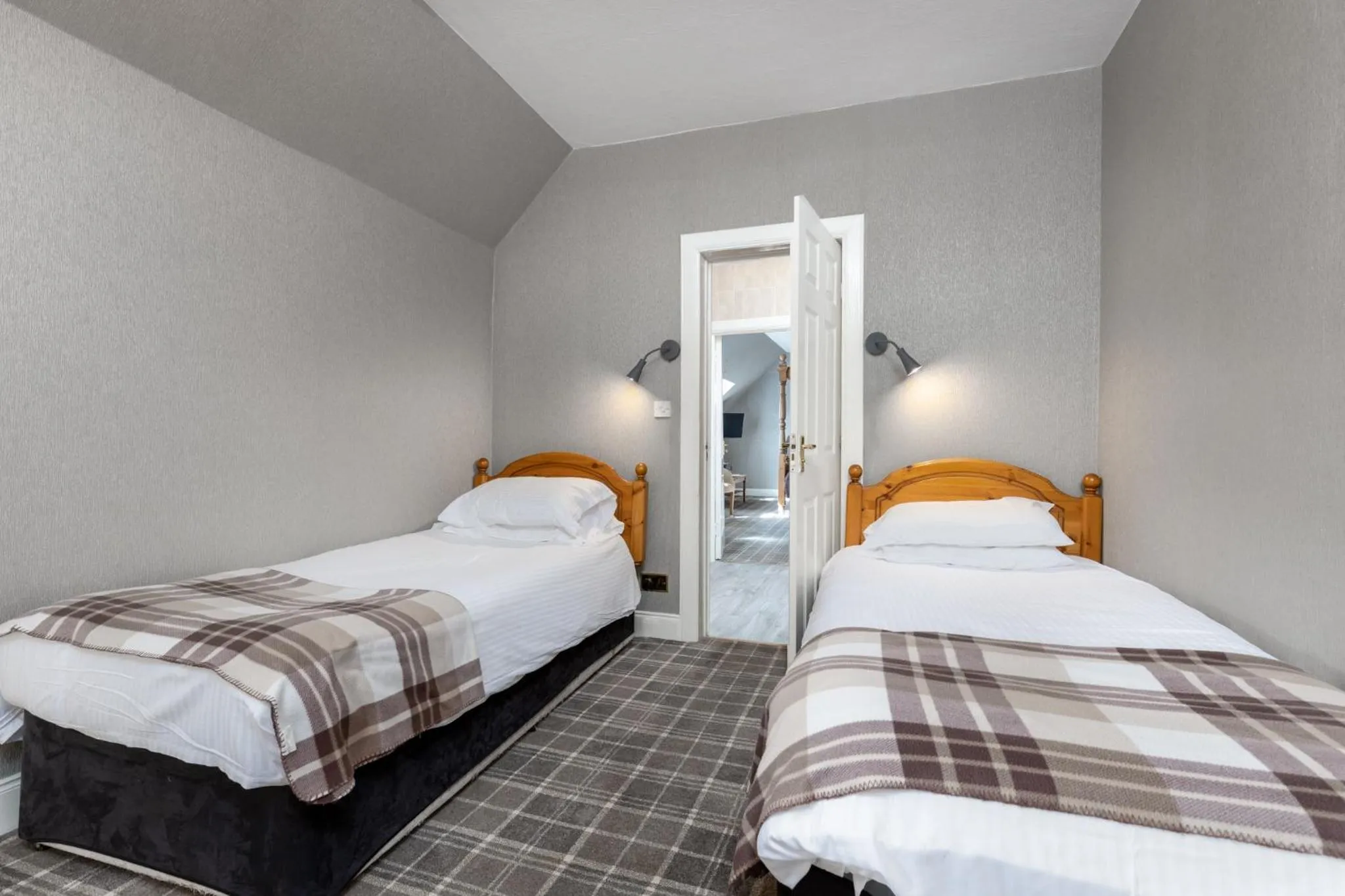 Bed in Dornoch Castle Hotel