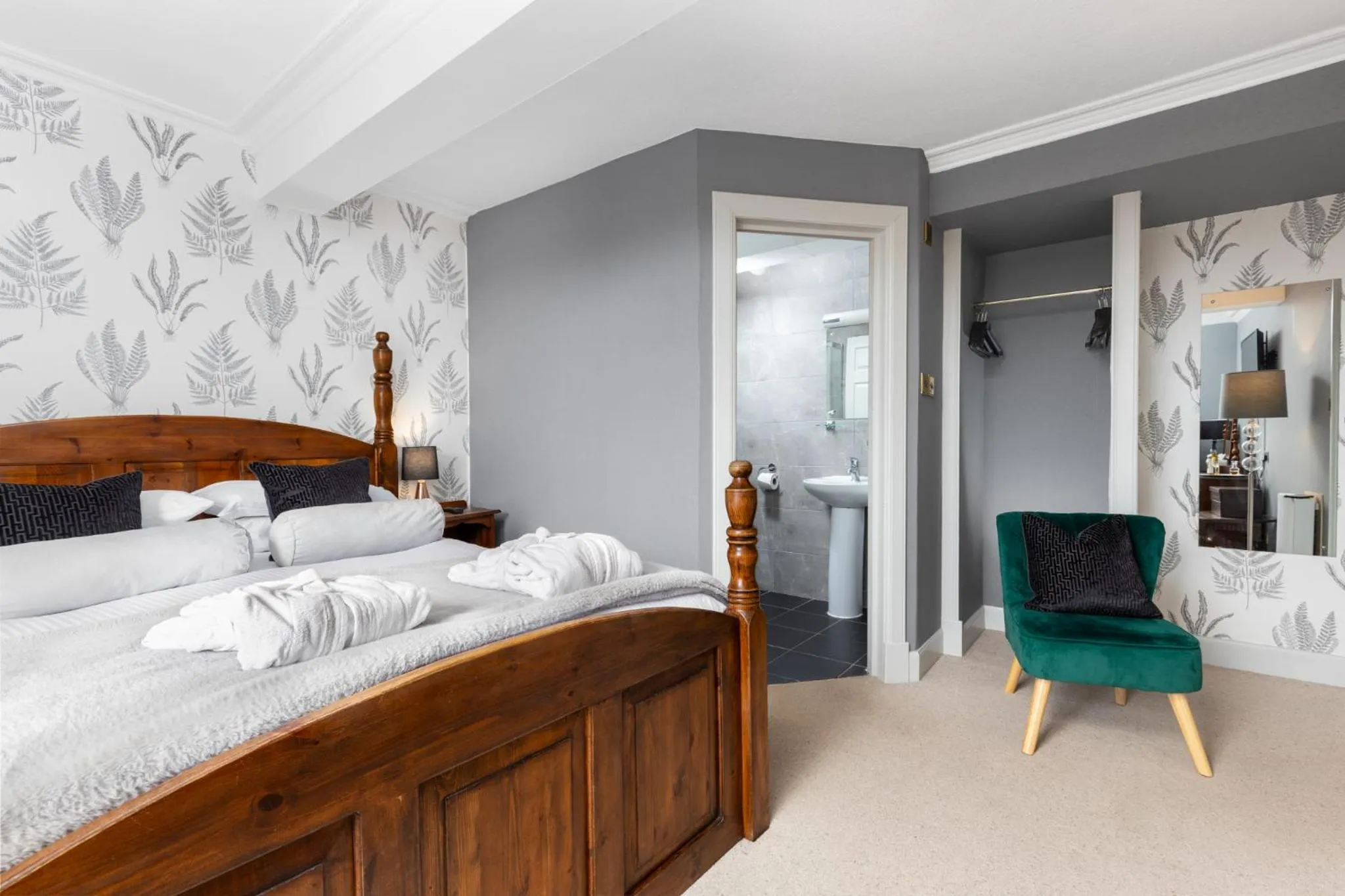 Bed in Dornoch Castle Hotel