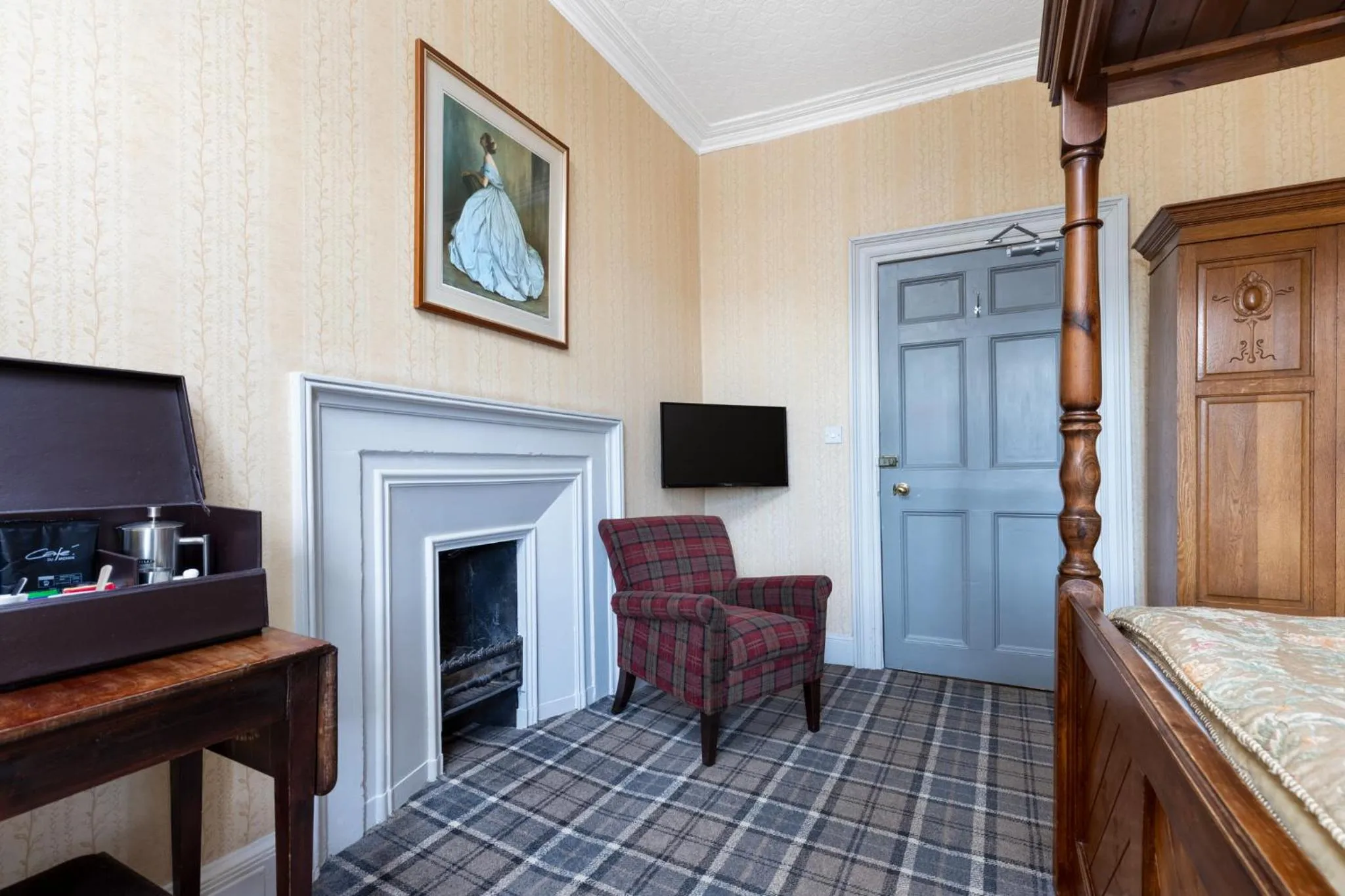 Dornoch Castle Hotel