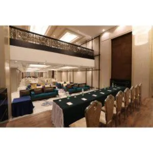 Business facilities in Tivoli Garden Resort