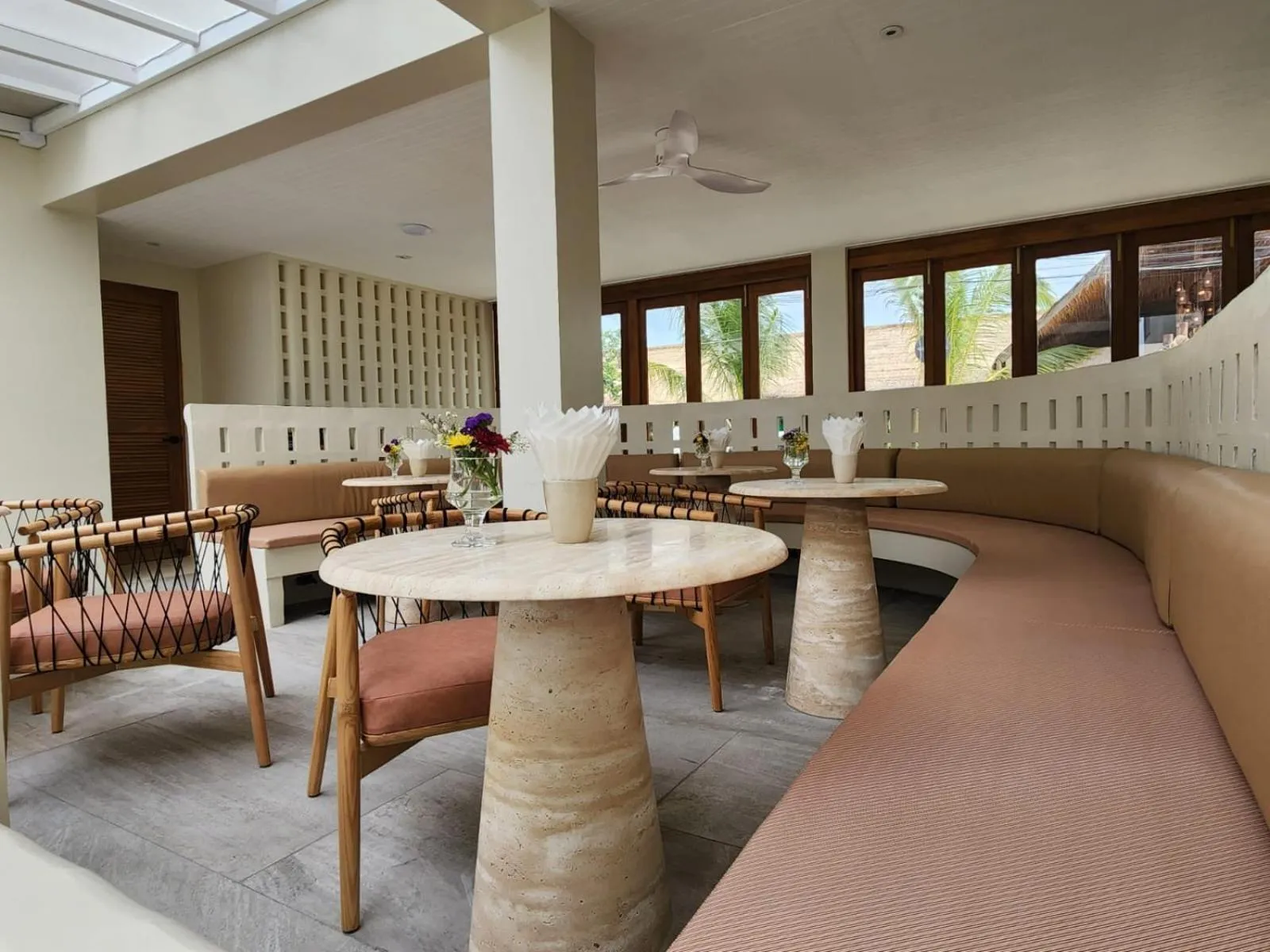 Restaurant/places to eat in Baan Bophut Beach Hotel Samui - SHA Extra Plus