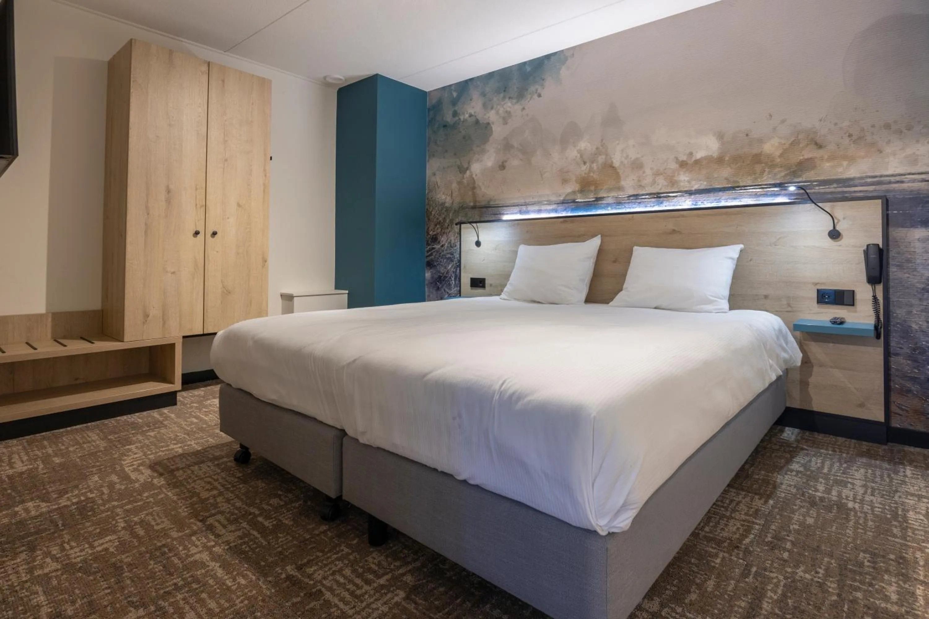 Bed in Fletcher Hotel Jan van Scorel