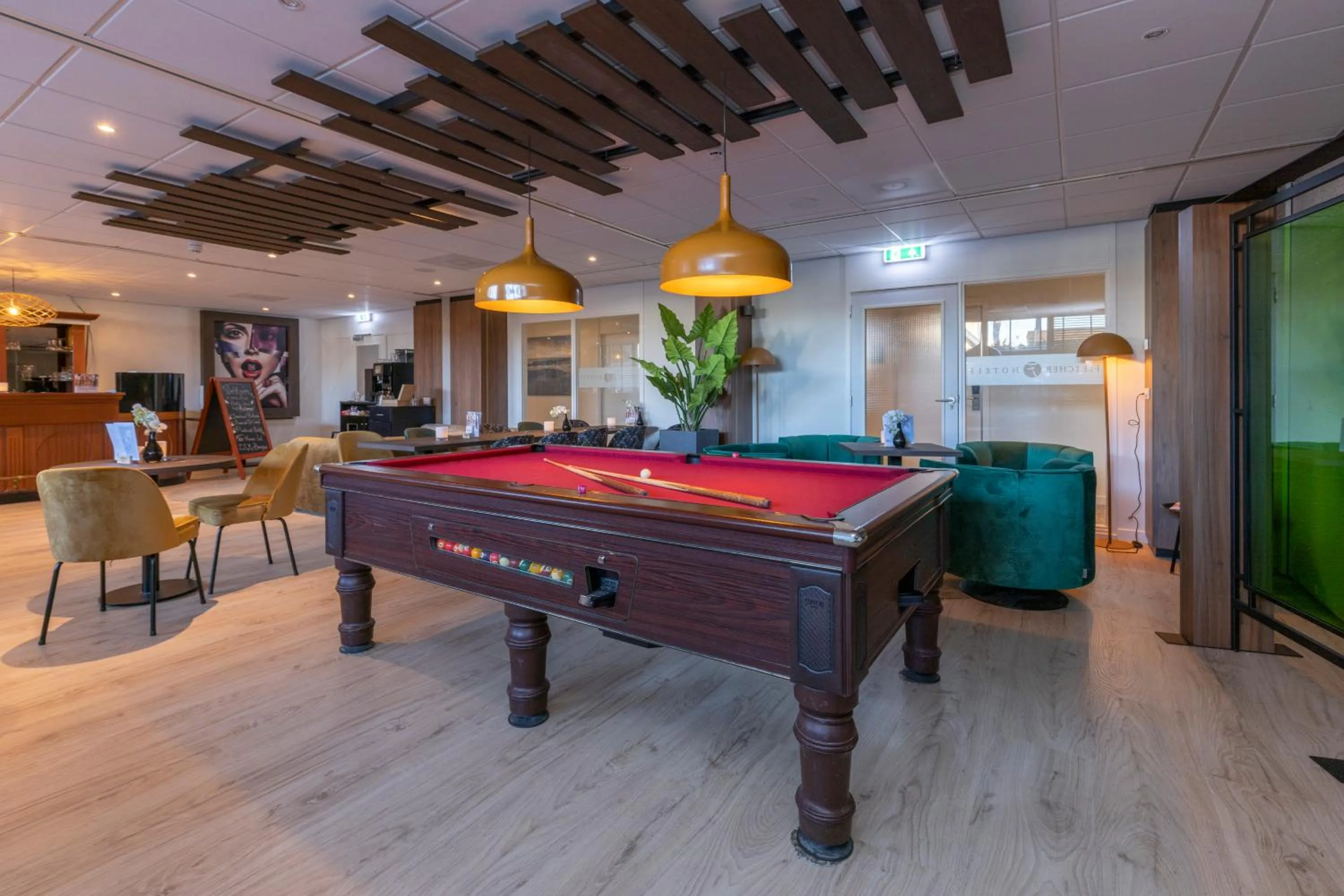 Billiard in Fletcher Hotel Jan van Scorel