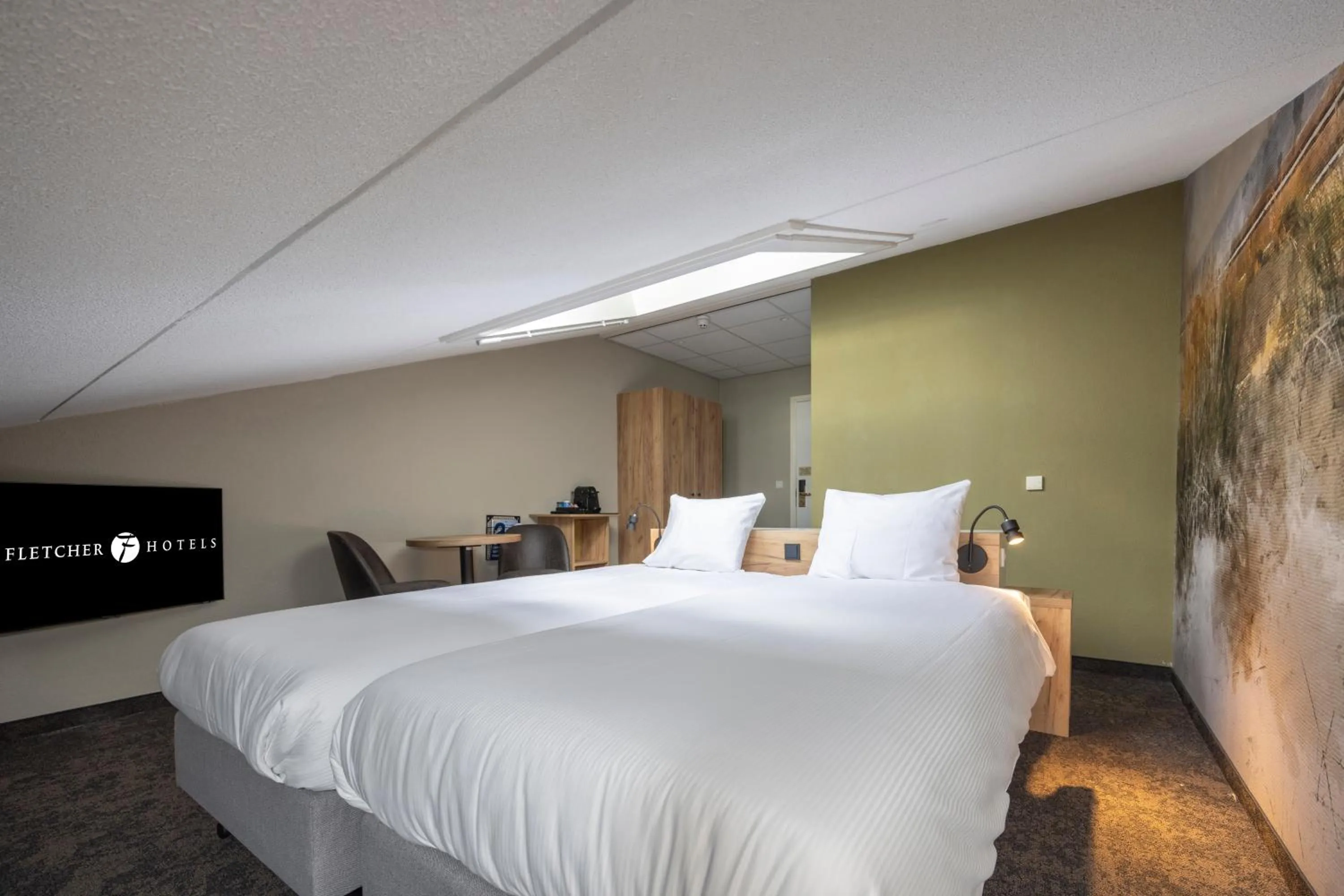 Bedroom, Bed in Fletcher Hotel Jan van Scorel