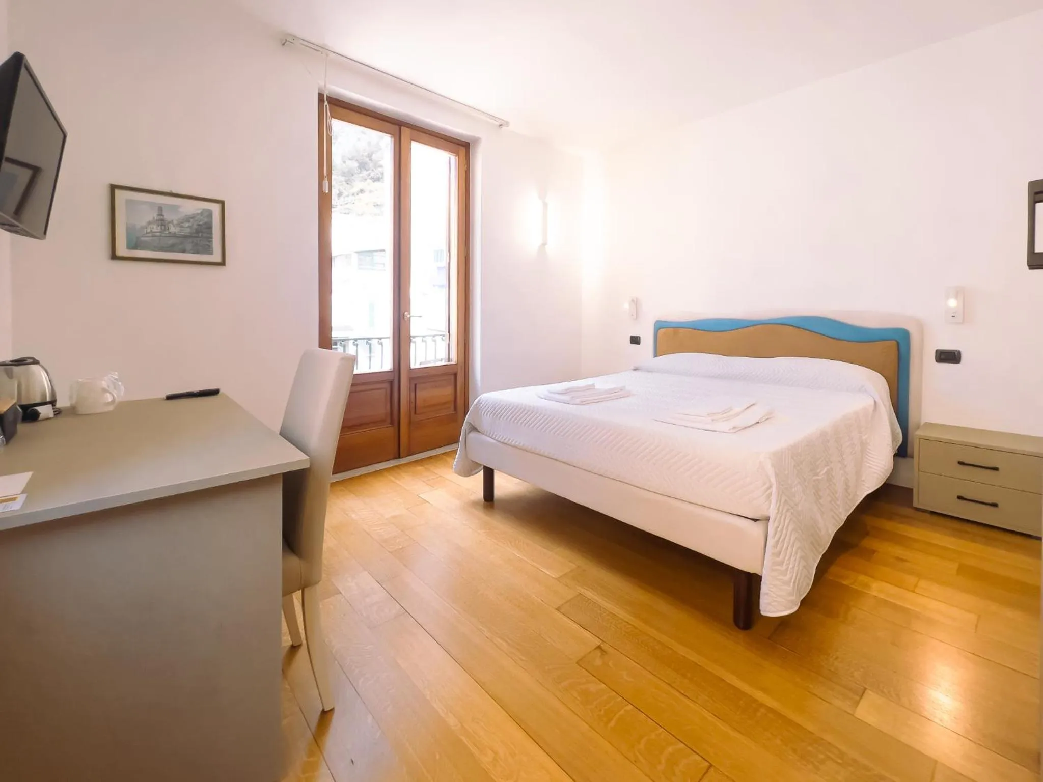 Photo of the whole room, Bed in Residenza Ester