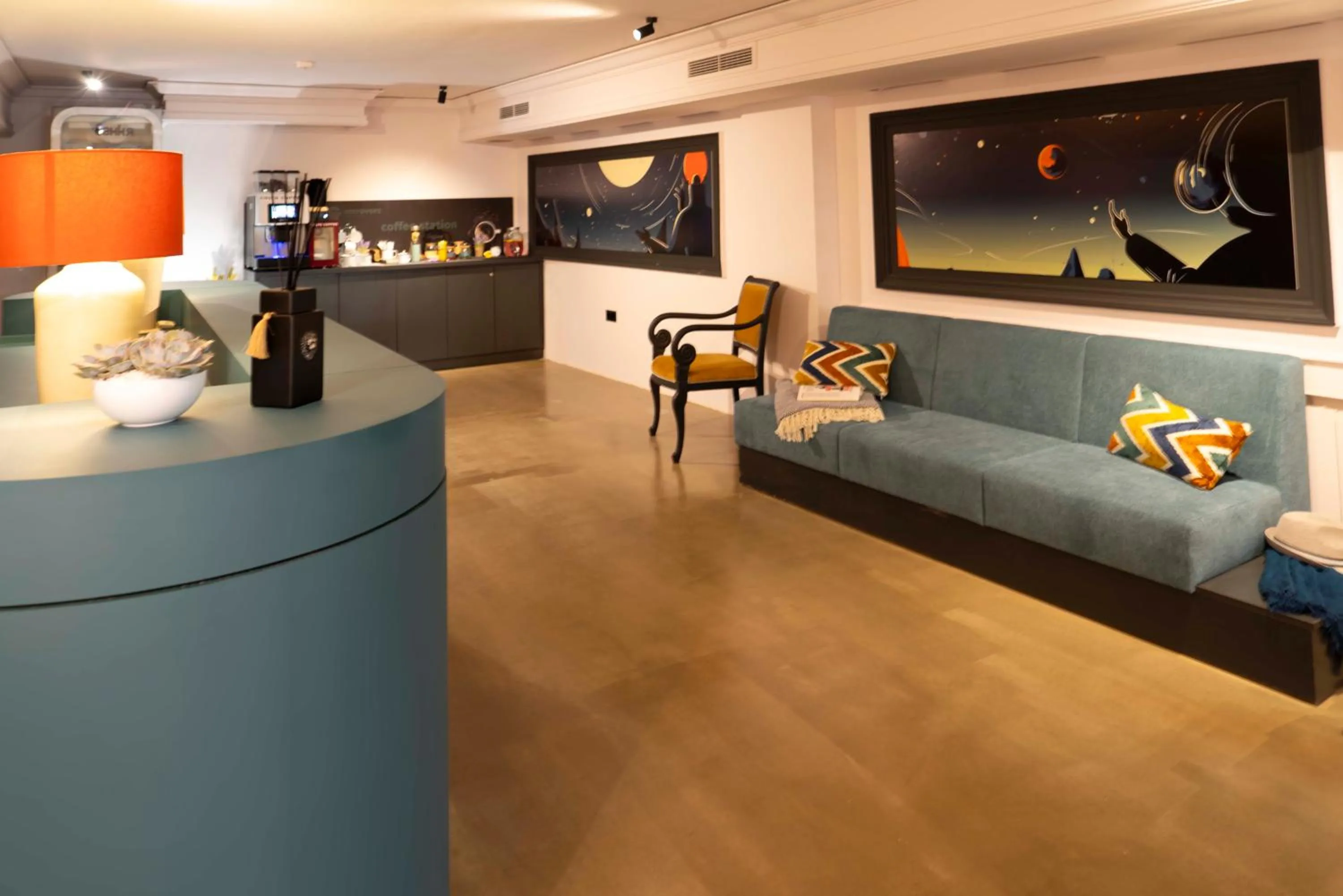 Lobby or reception in Maria Luisa by INTROVERT HOTELS