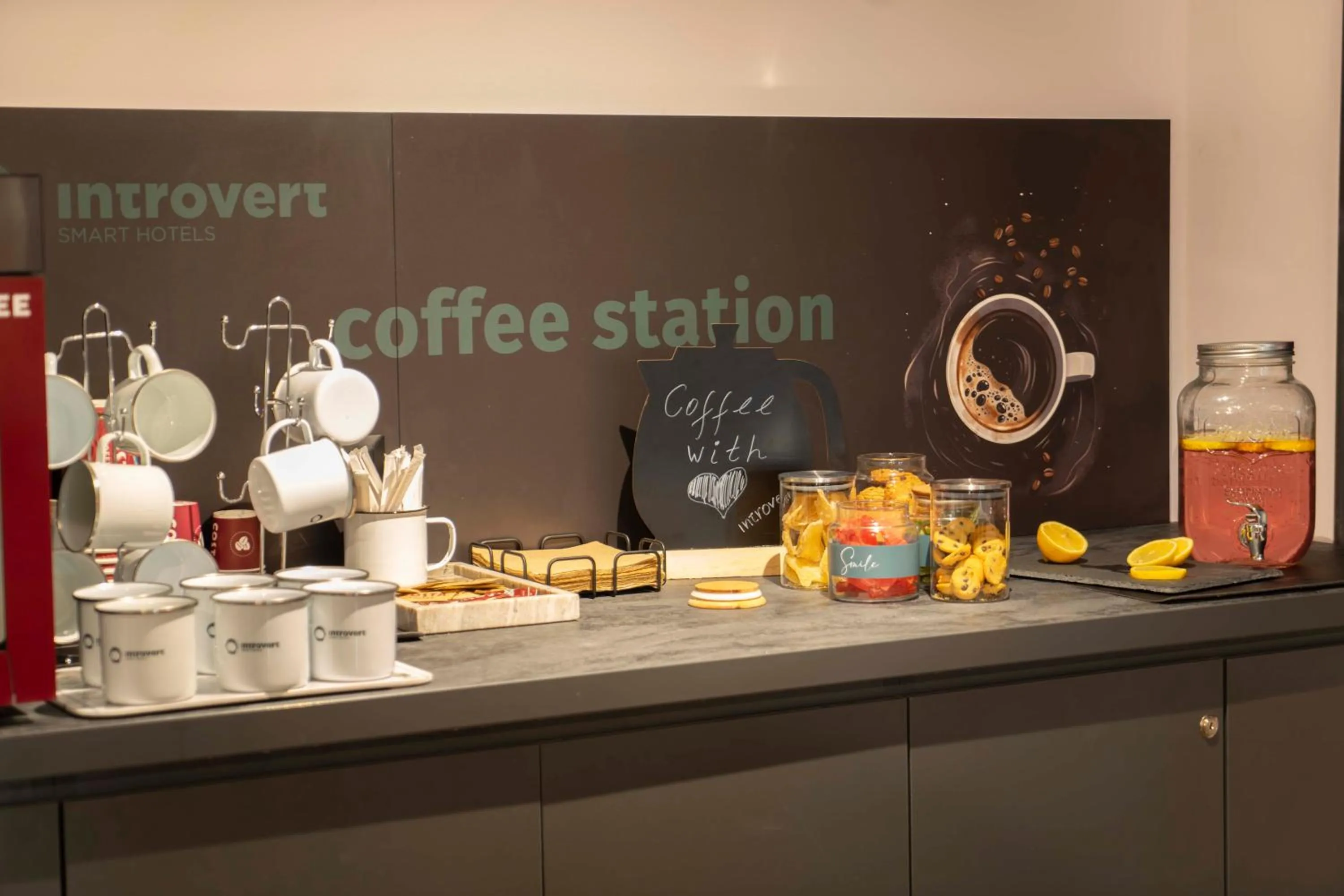 Coffee/tea facilities in Maria Luisa by INTROVERT HOTELS