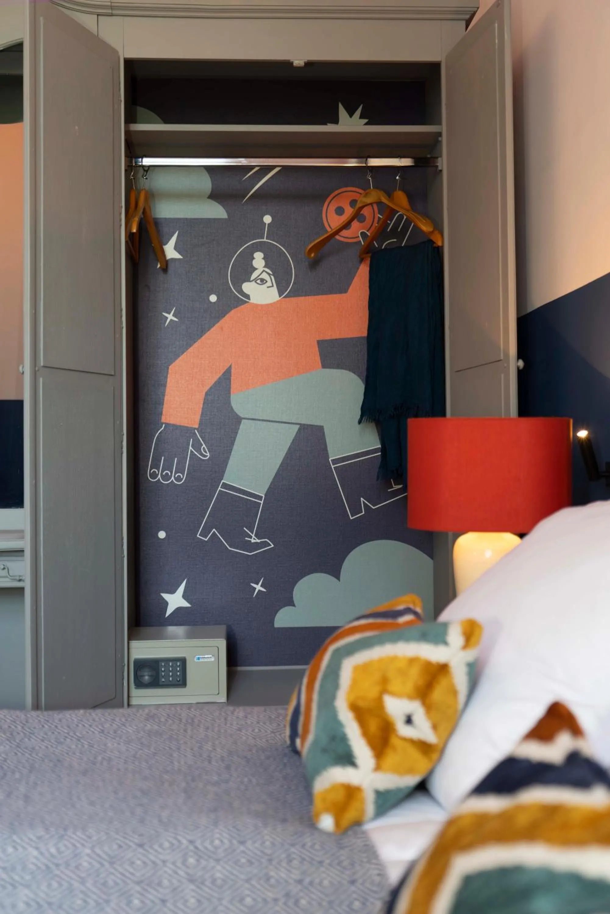 Decorative detail, Bed in Maria Luisa by INTROVERT HOTELS