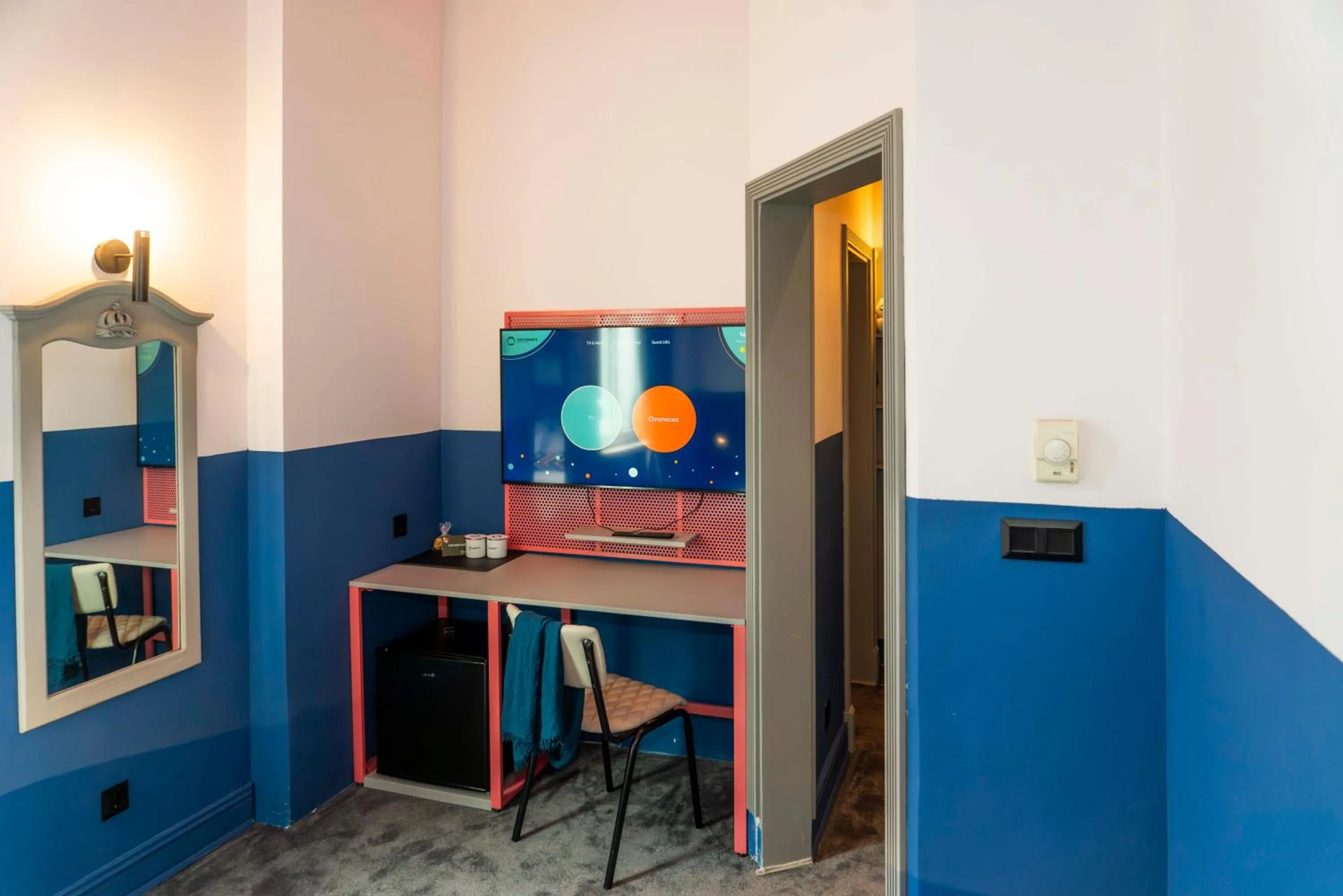 TV and multimedia in Maria Luisa by INTROVERT HOTELS