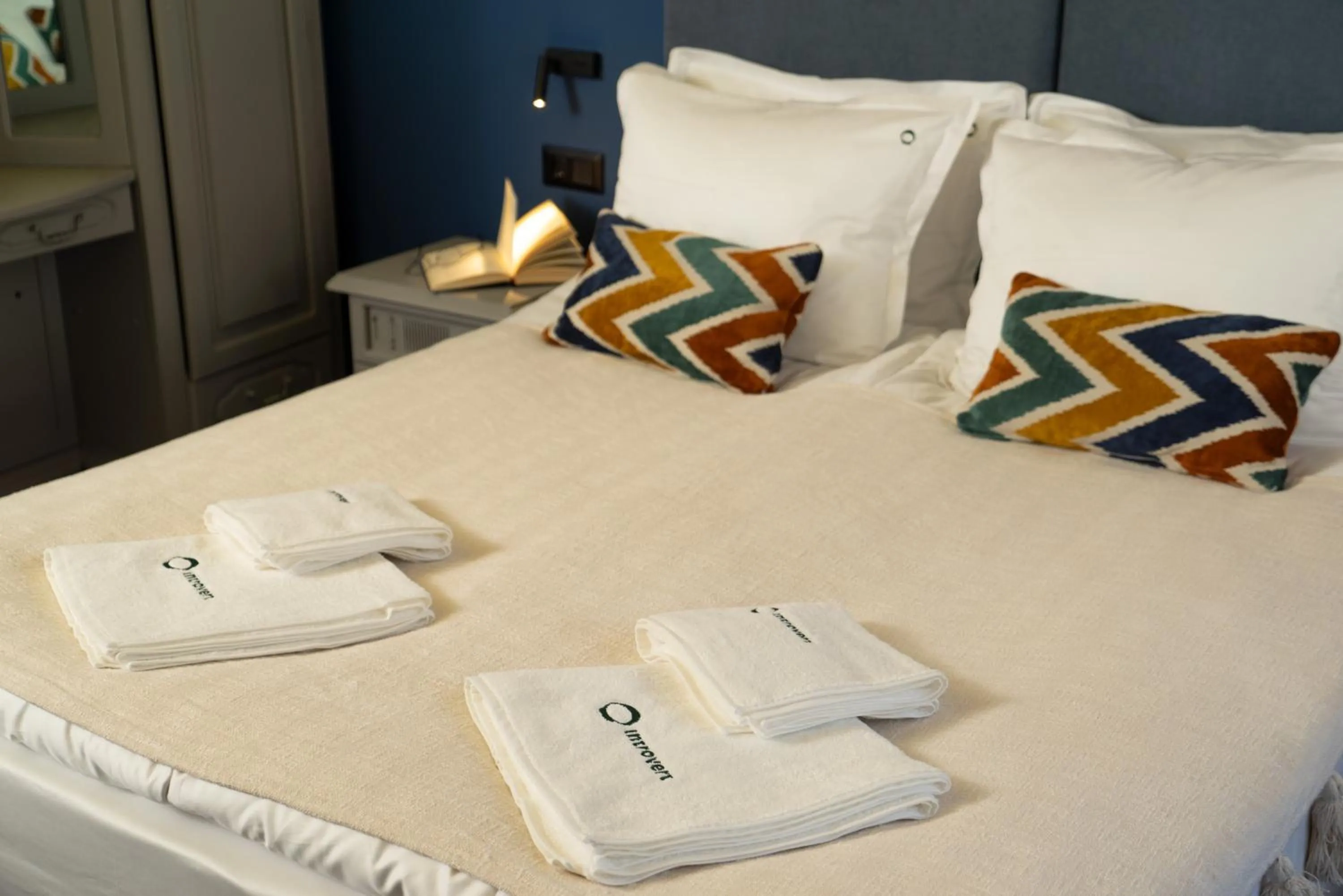 Bed in Maria Luisa by INTROVERT HOTELS