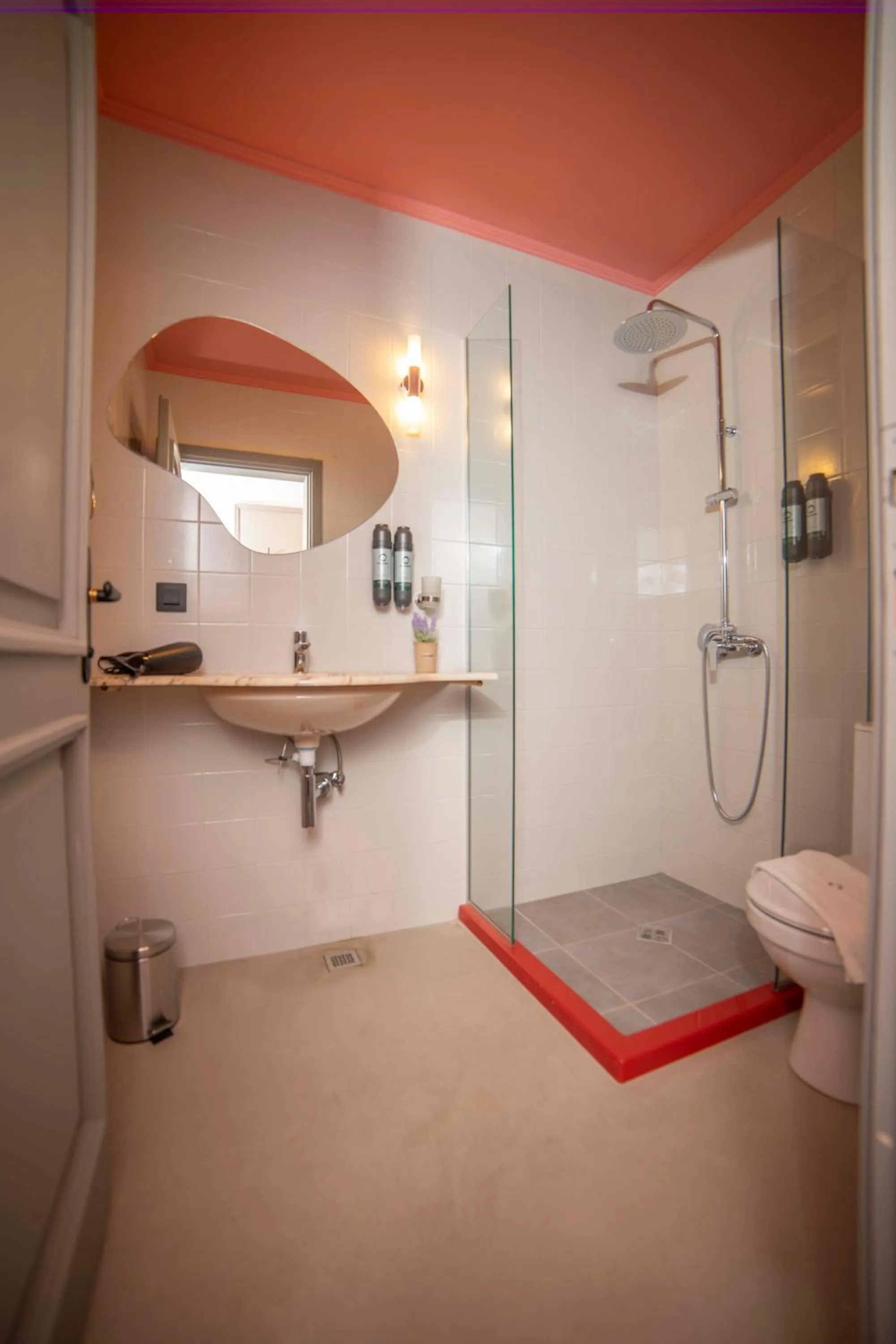 Bathroom in Maria Luisa by INTROVERT HOTELS