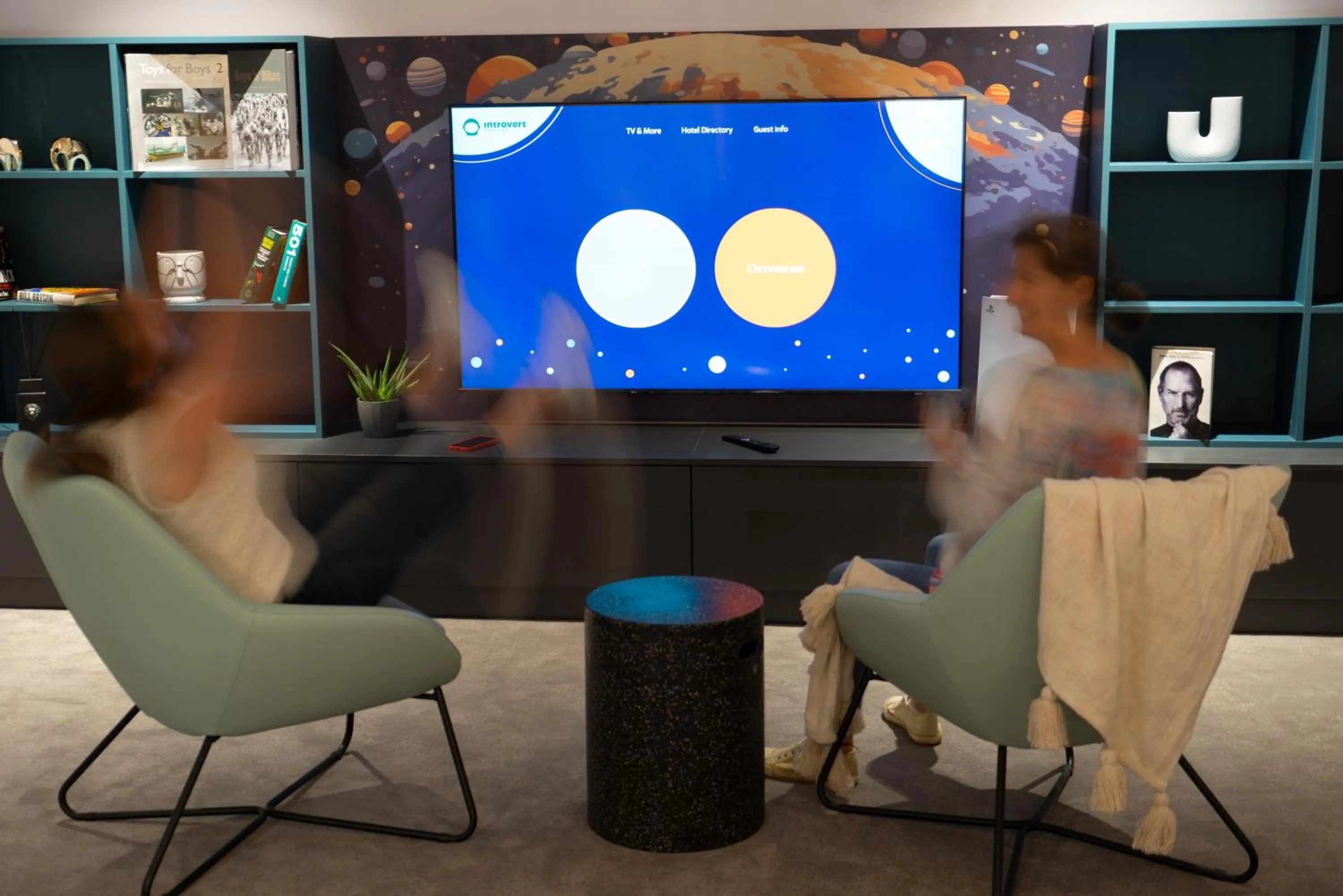 Communal lounge/ TV room in Maria Luisa by INTROVERT HOTELS