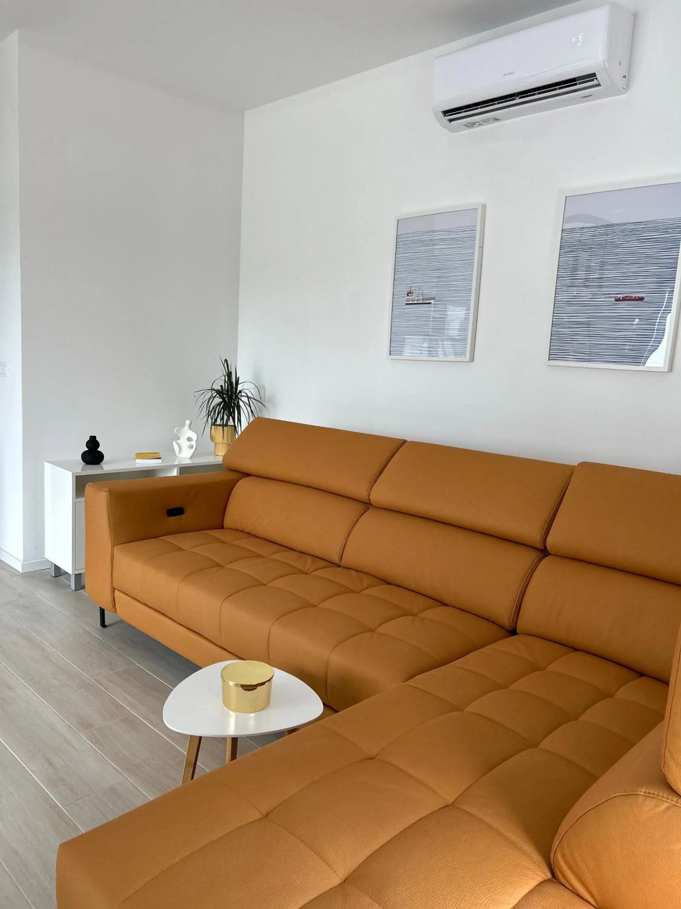 Living room in Aurus 2