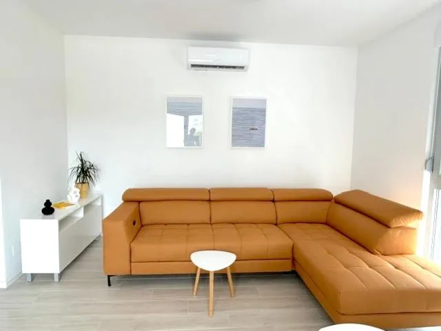 Living room in Aurus 2