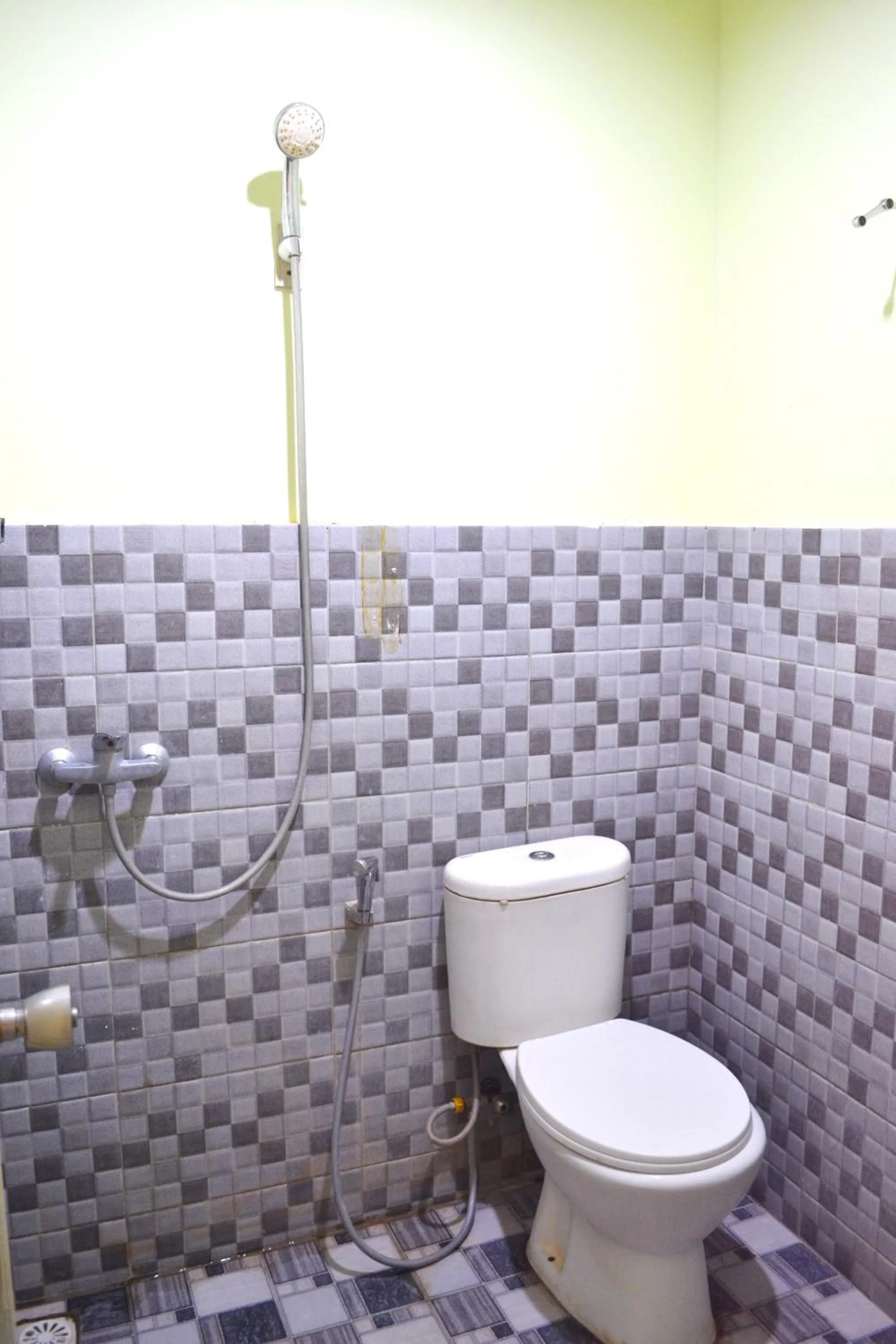 Toilet in Semampir Residence By Occupied