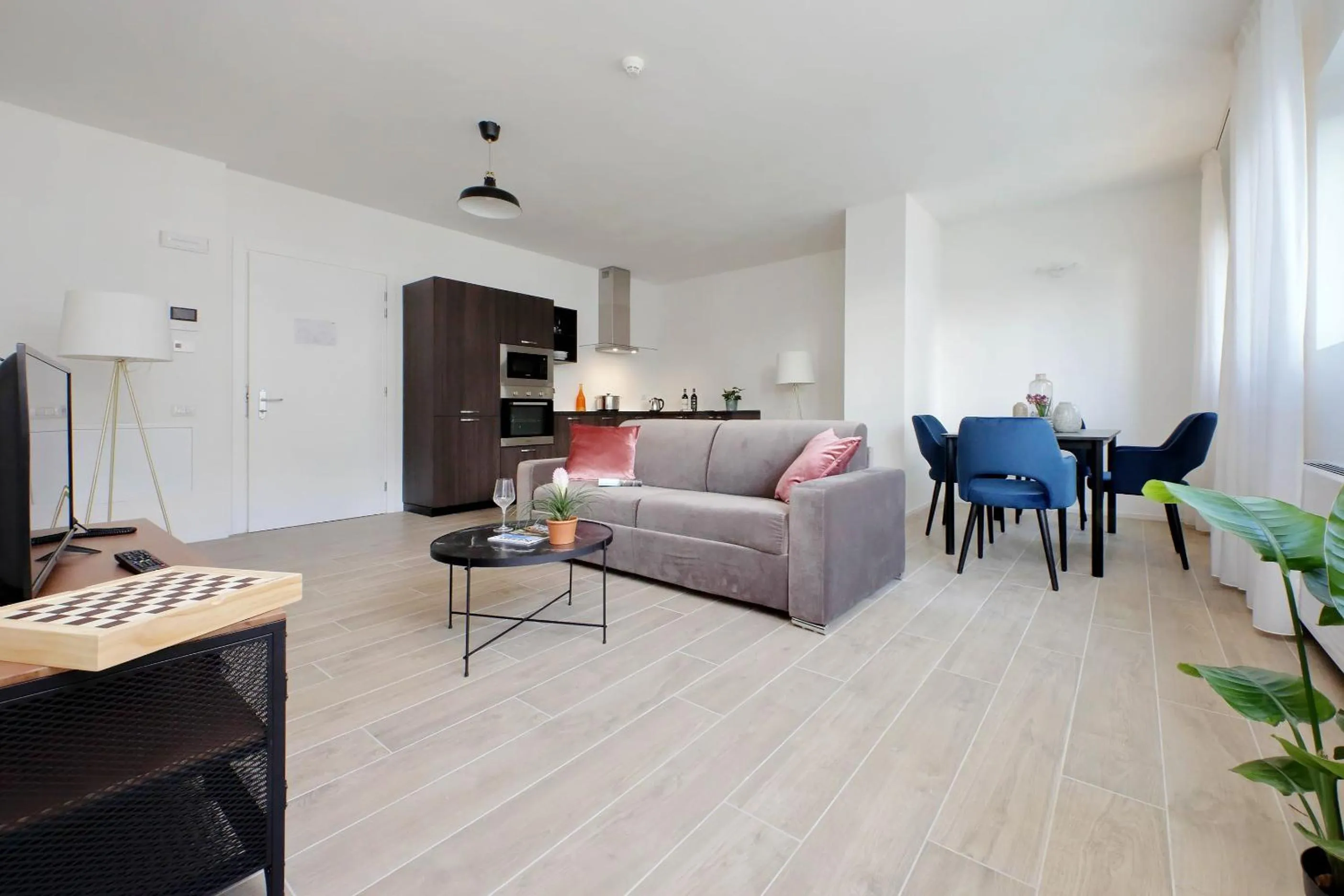 Seating area in Siena Hills Apartments