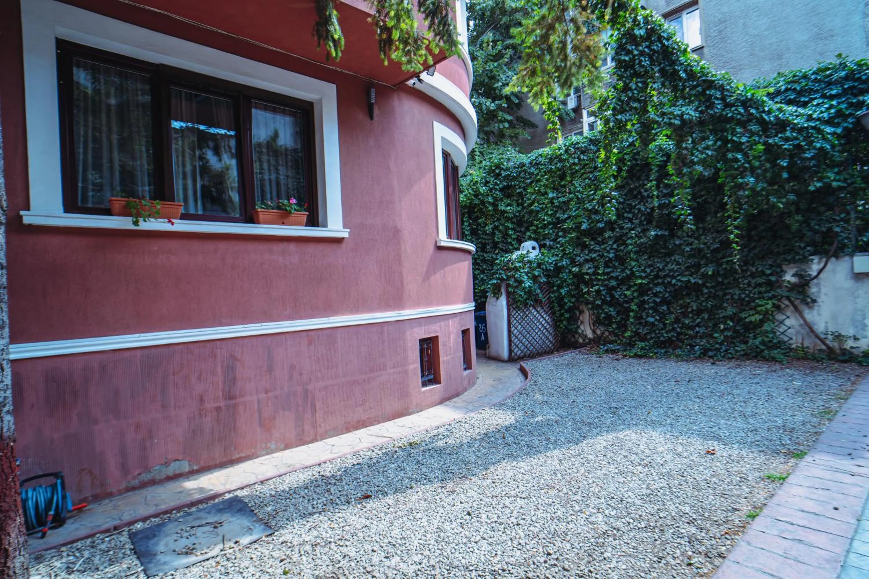 Luxuria Central Villa Bucharest