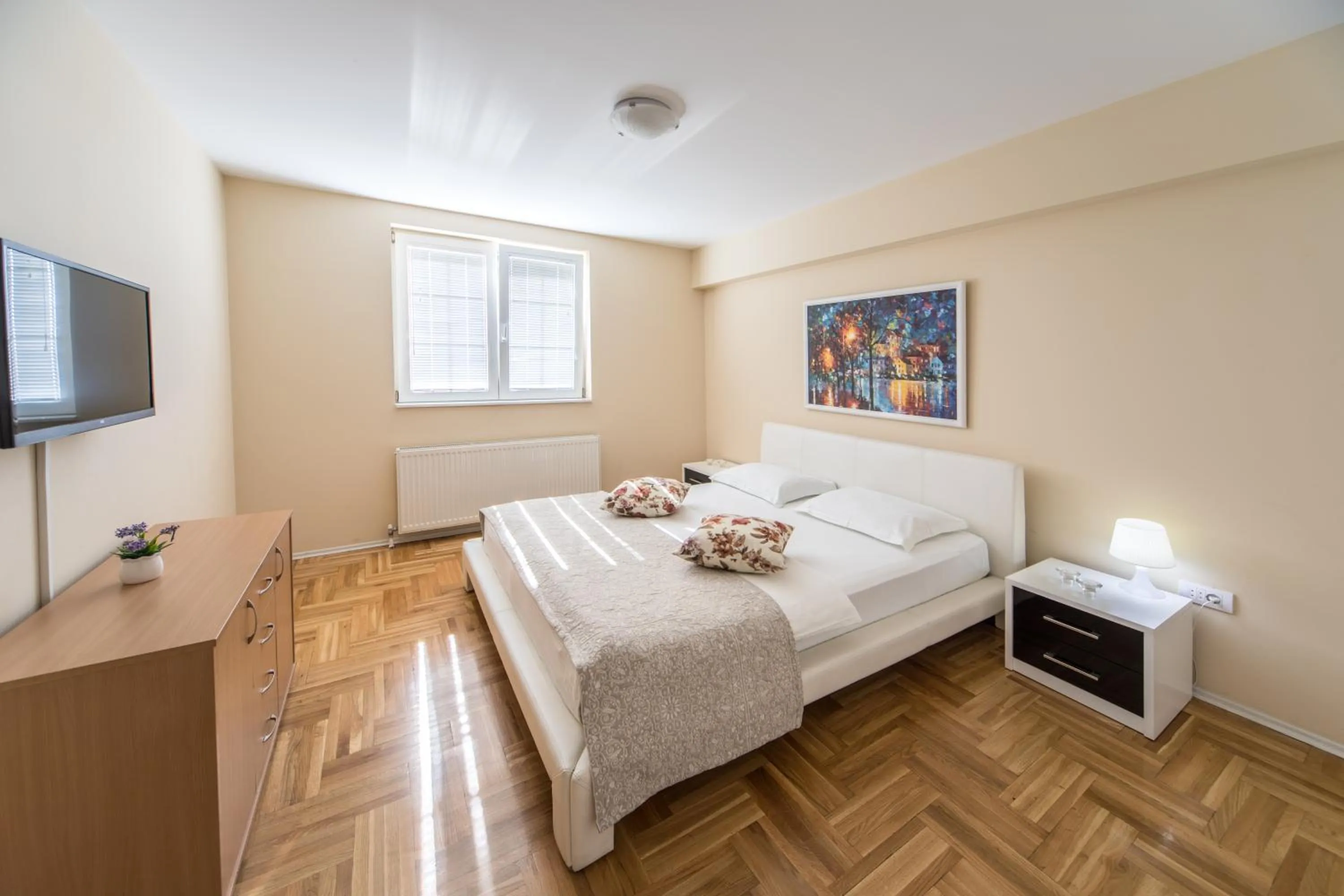 Bed in F Apartmani Kragujevac