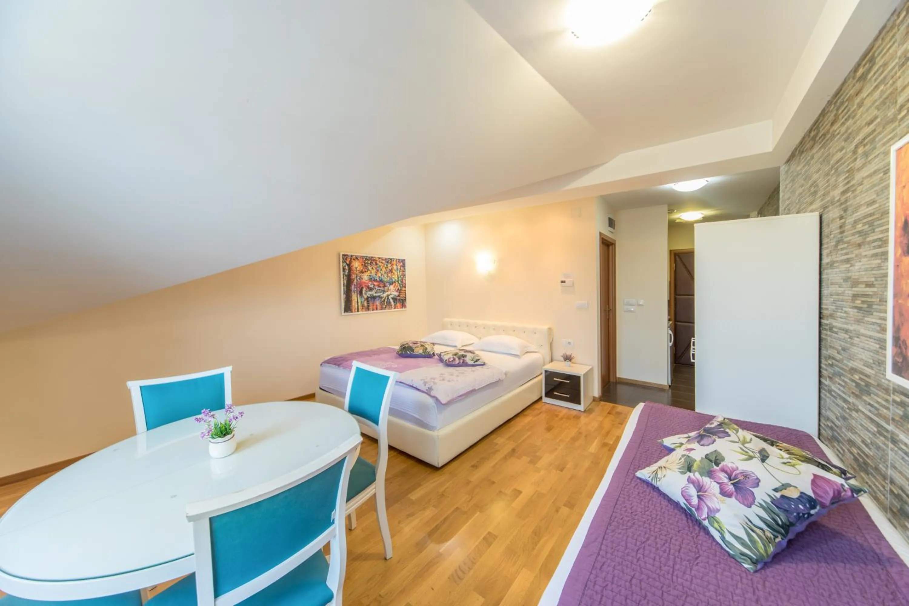 Bed in F Apartmani Kragujevac