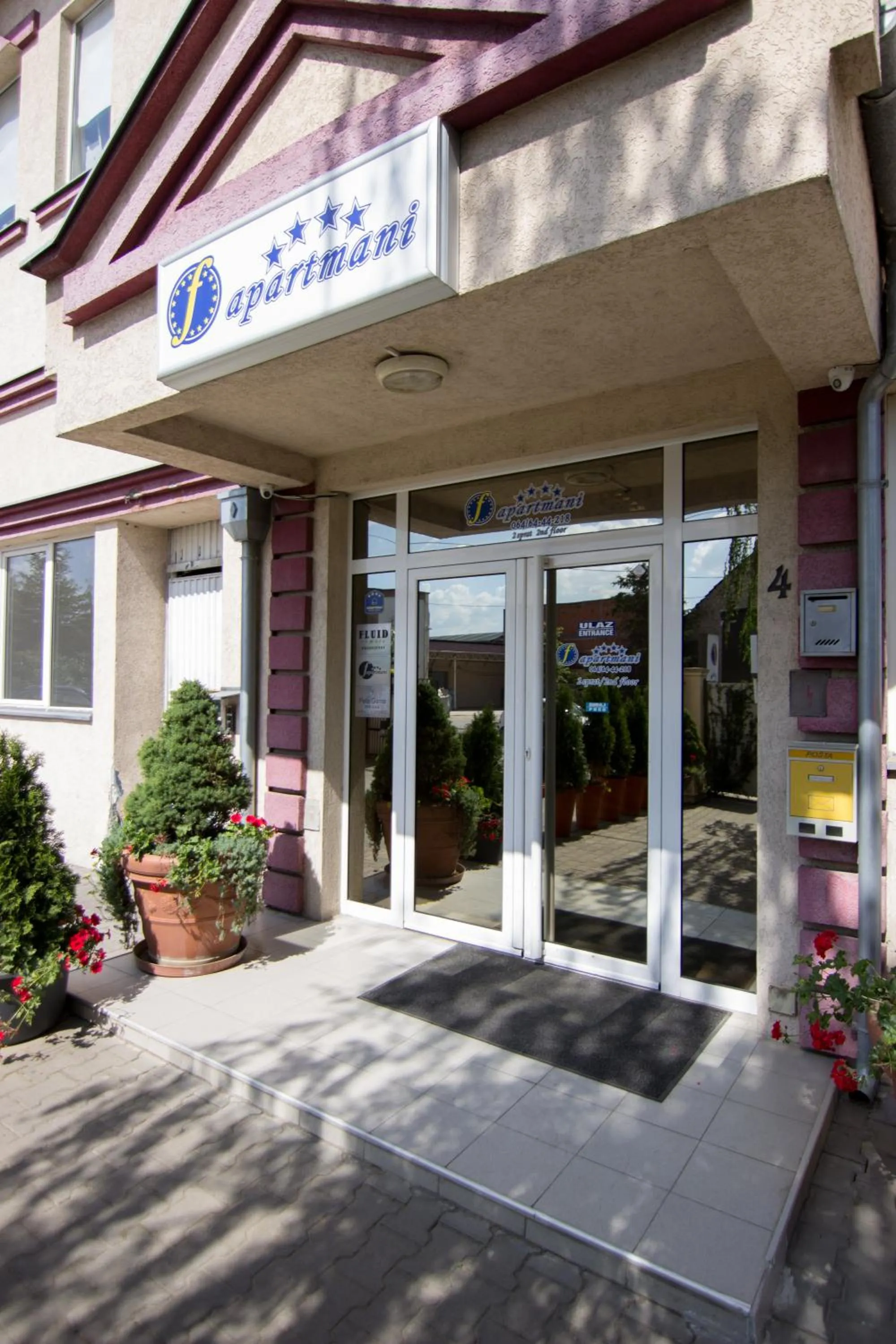 Facade/entrance in F Apartmani Kragujevac