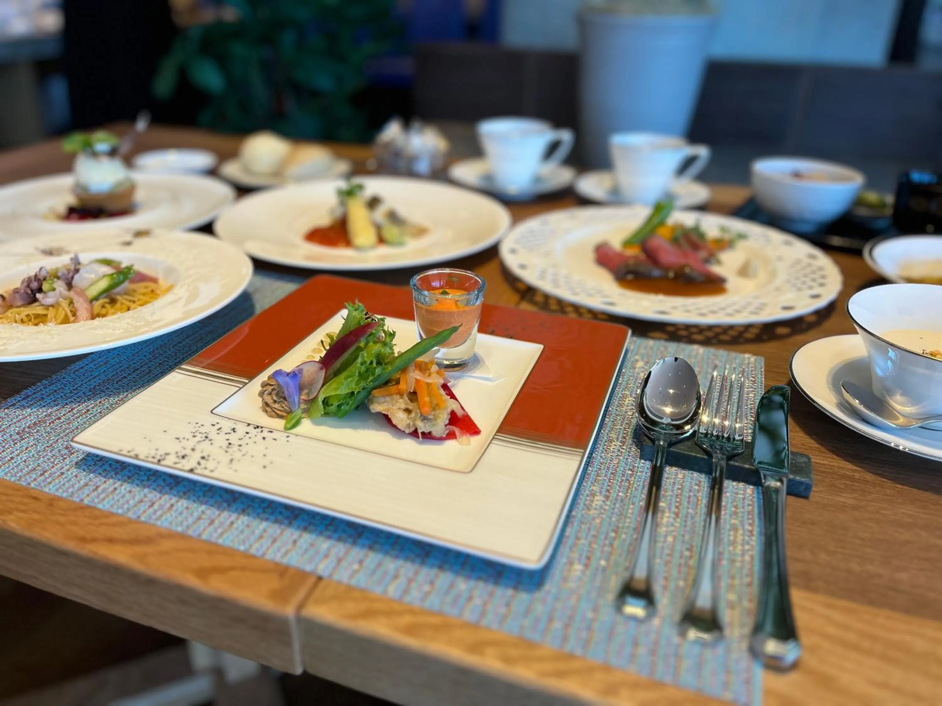 Food and drinks in La vista Yokosuka Kannonzaki Terrace