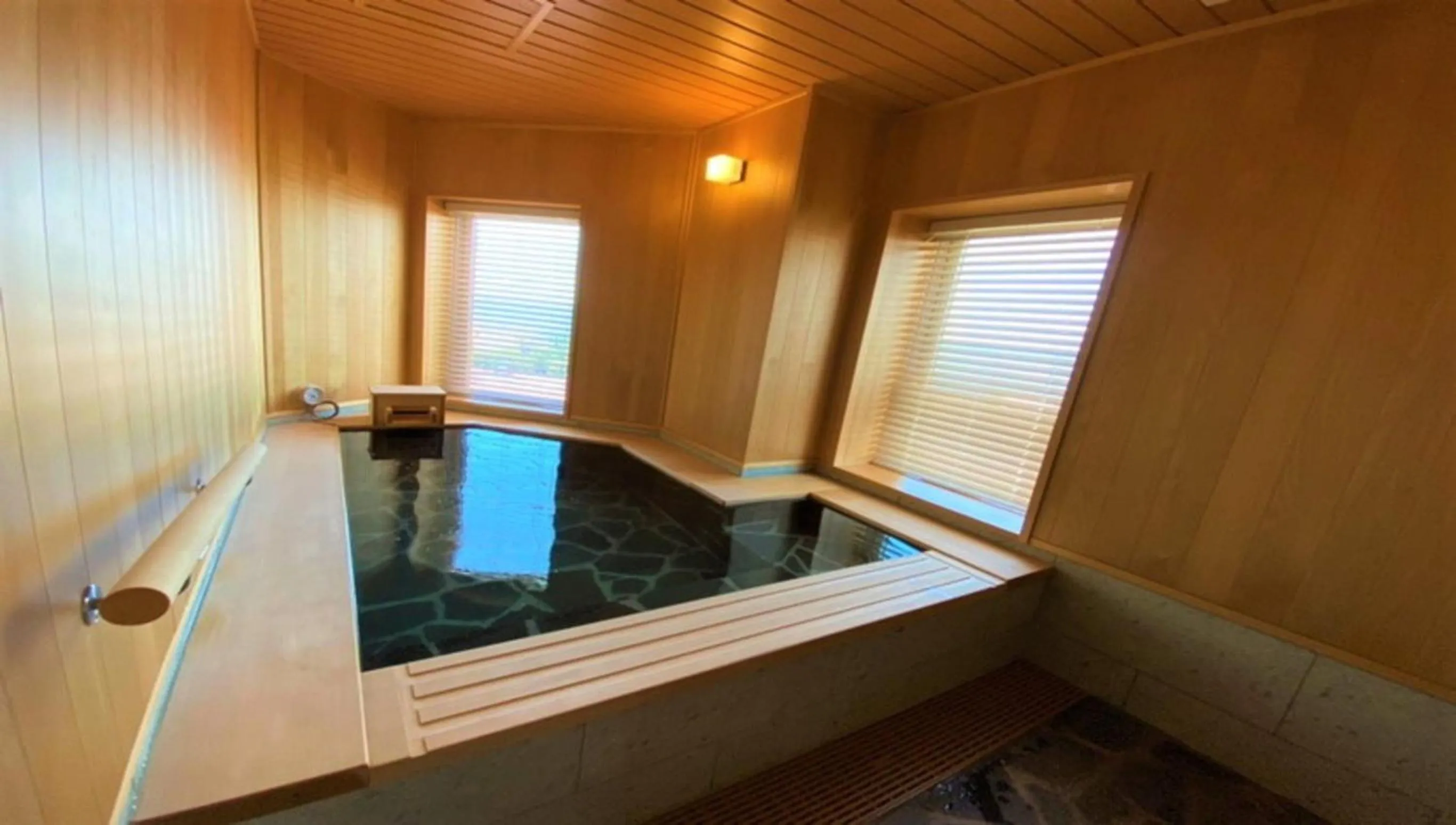 Hot Spring Bath in La vista Yokosuka Kannonzaki Terrace