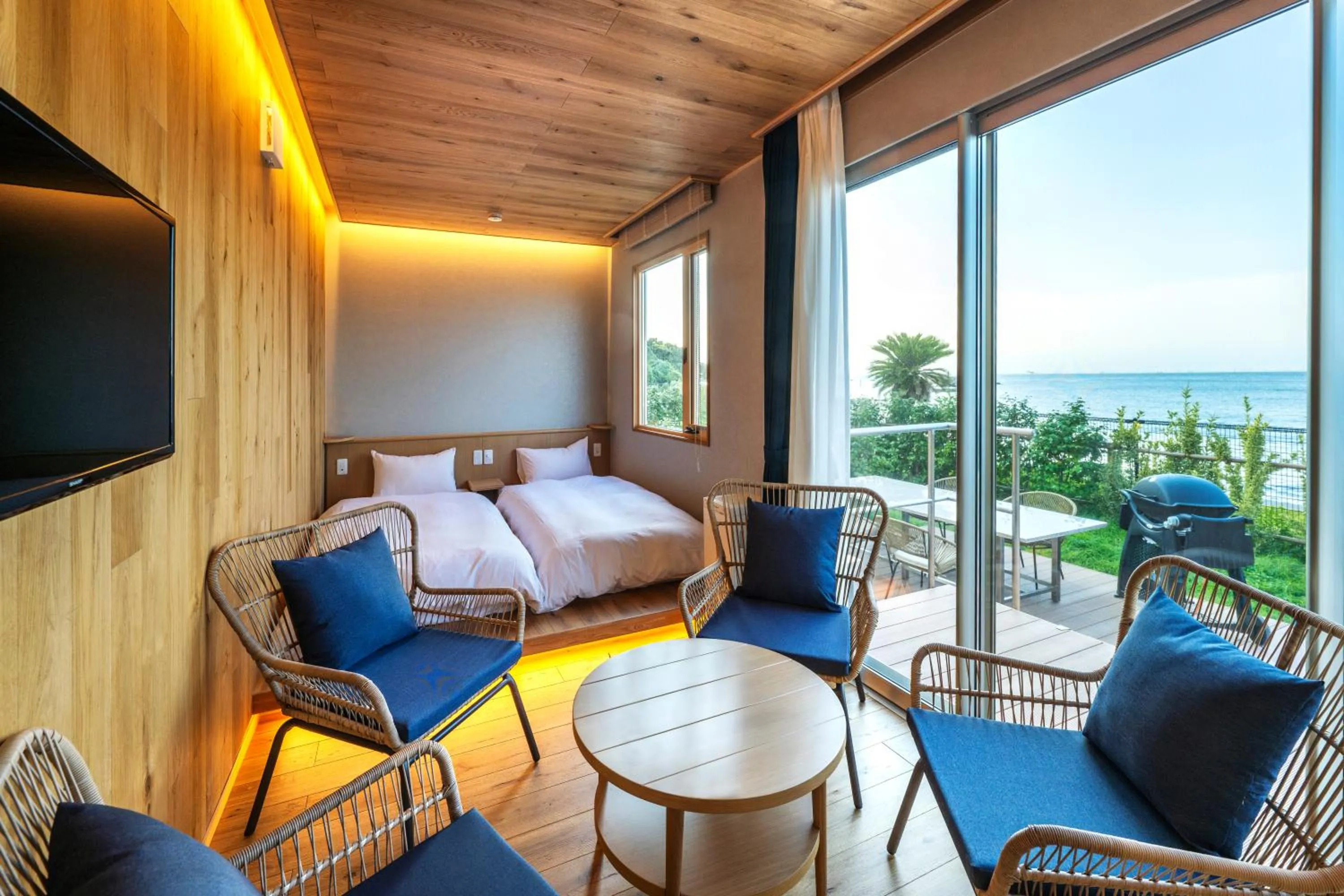 Photo of the whole room, Bed in La vista Yokosuka Kannonzaki Terrace