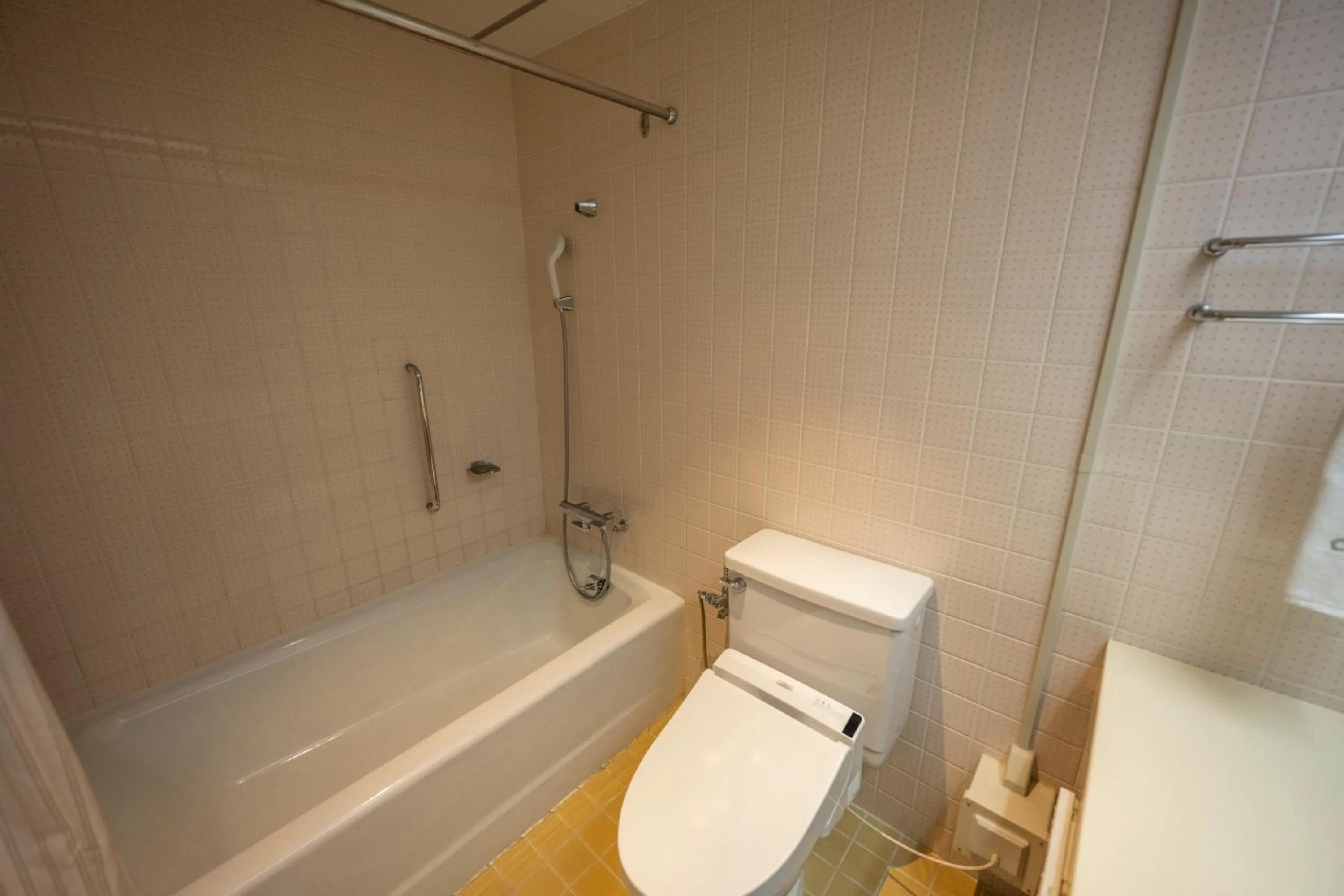 Photo of the whole room in La vista Yokosuka Kannonzaki Terrace