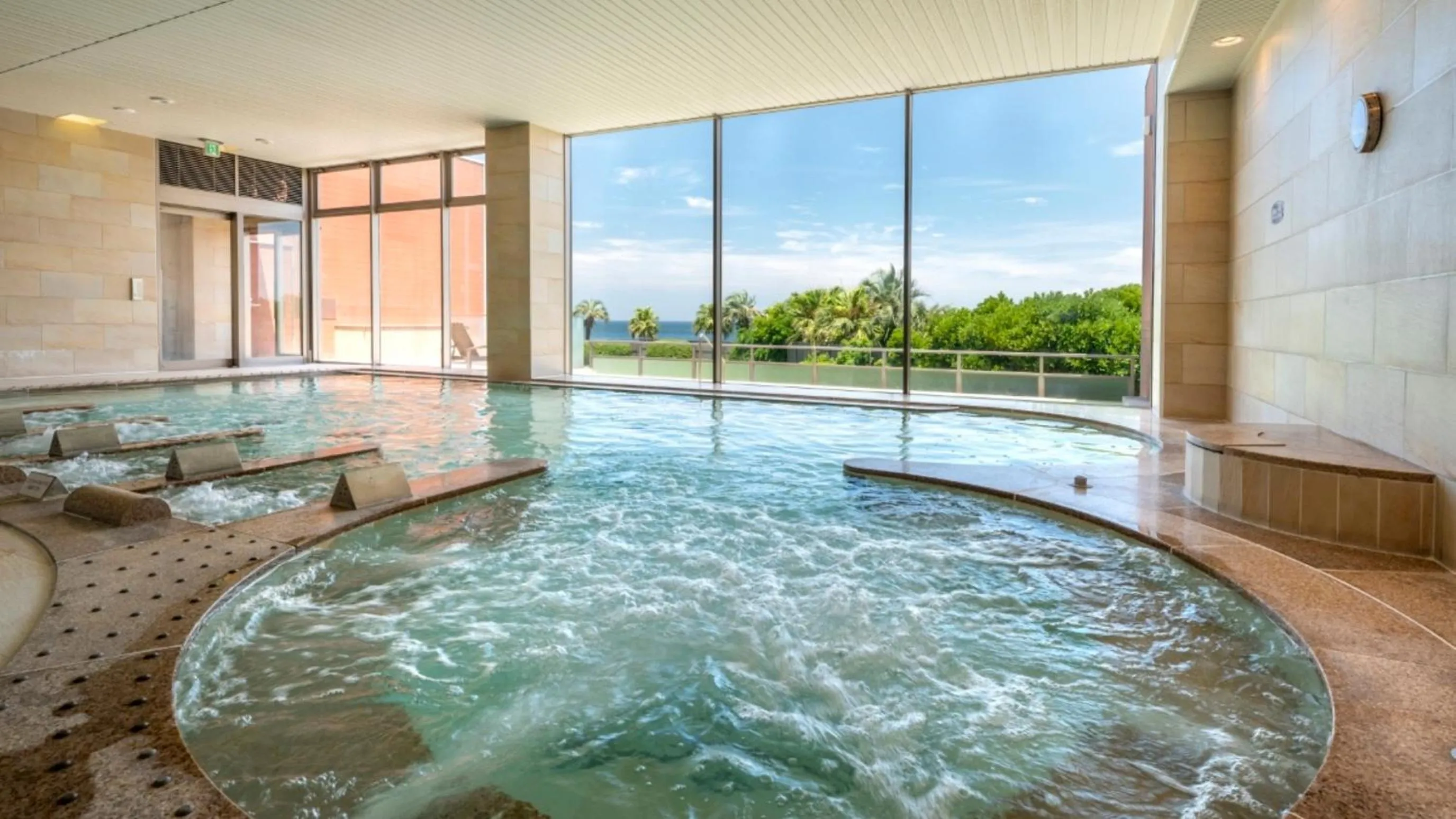 Hot Spring Bath in La vista Yokosuka Kannonzaki Terrace