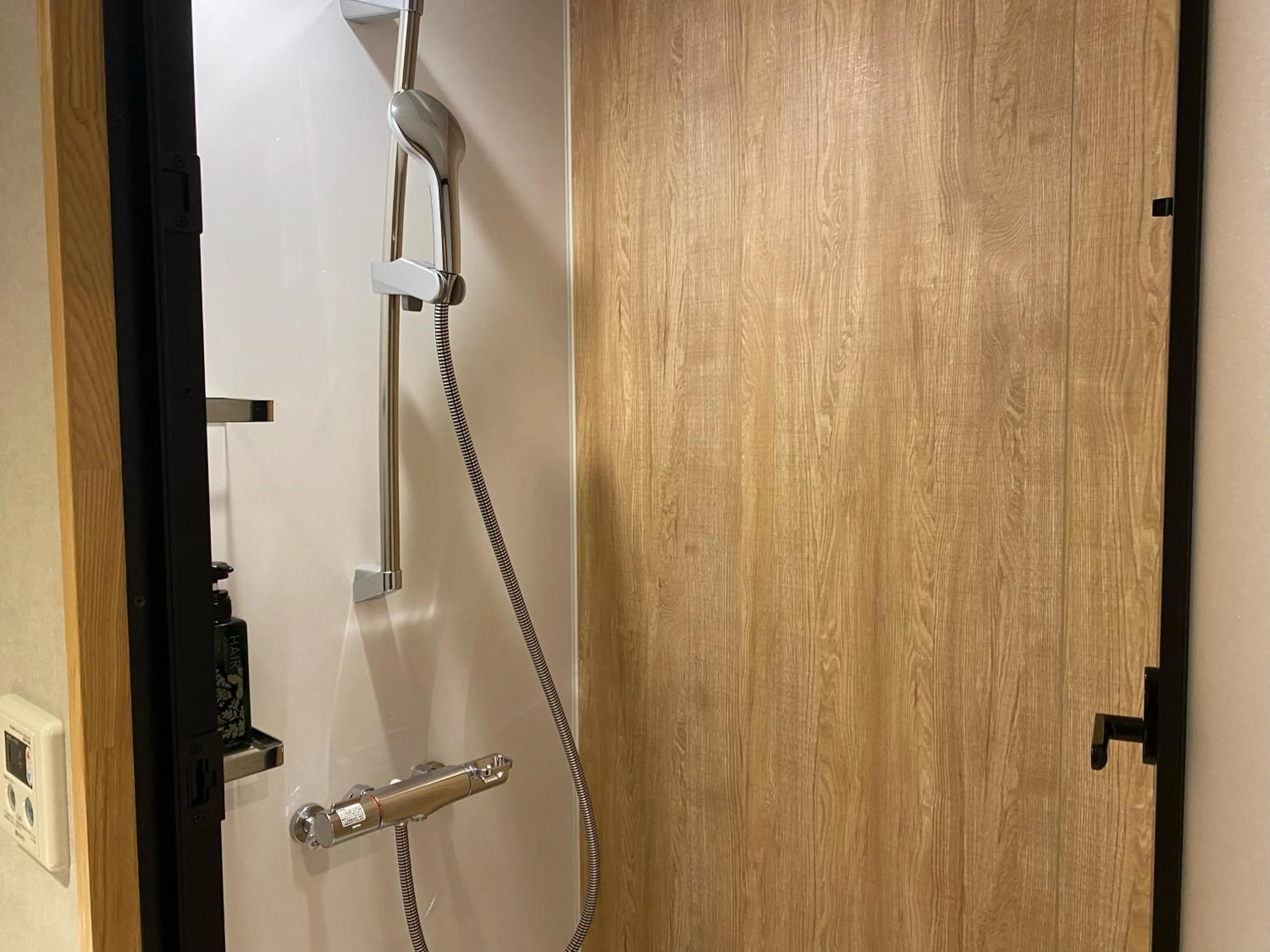 Shower in La vista Yokosuka Kannonzaki Terrace