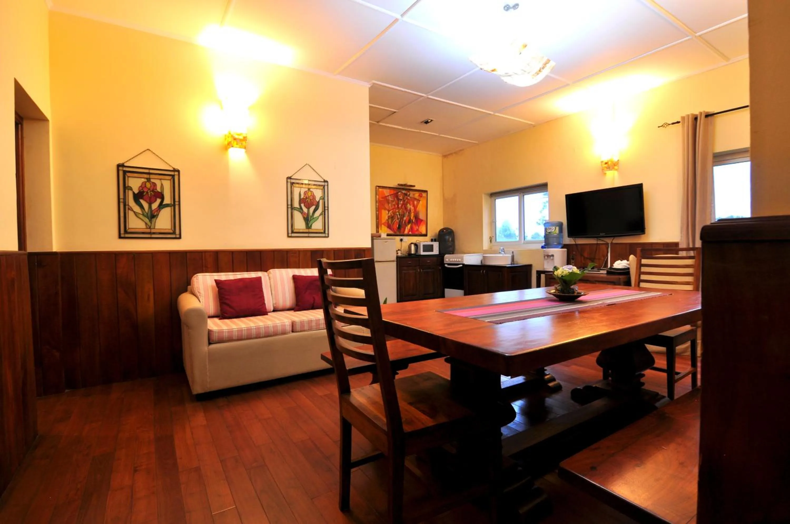 TV and multimedia in Clouds Holiday Bungalow