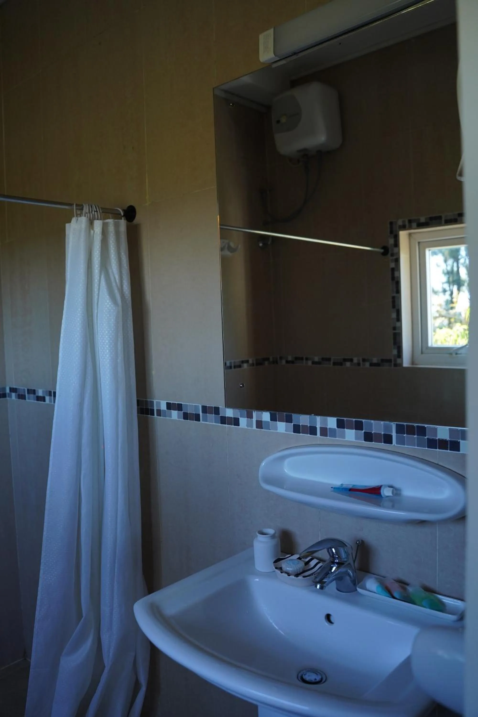 Shower in Clouds Holiday Bungalow