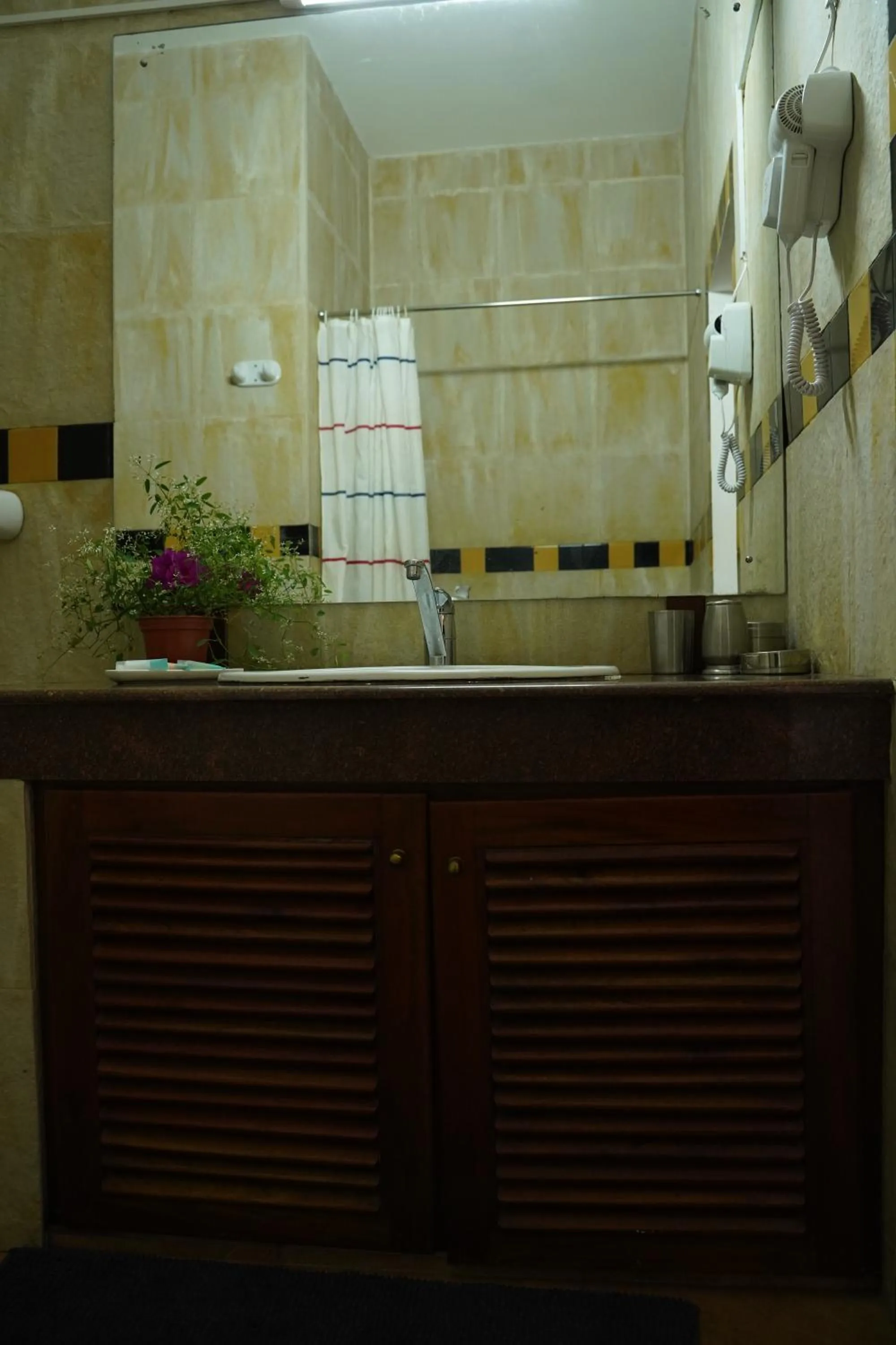 Bathroom in Clouds Holiday Bungalow