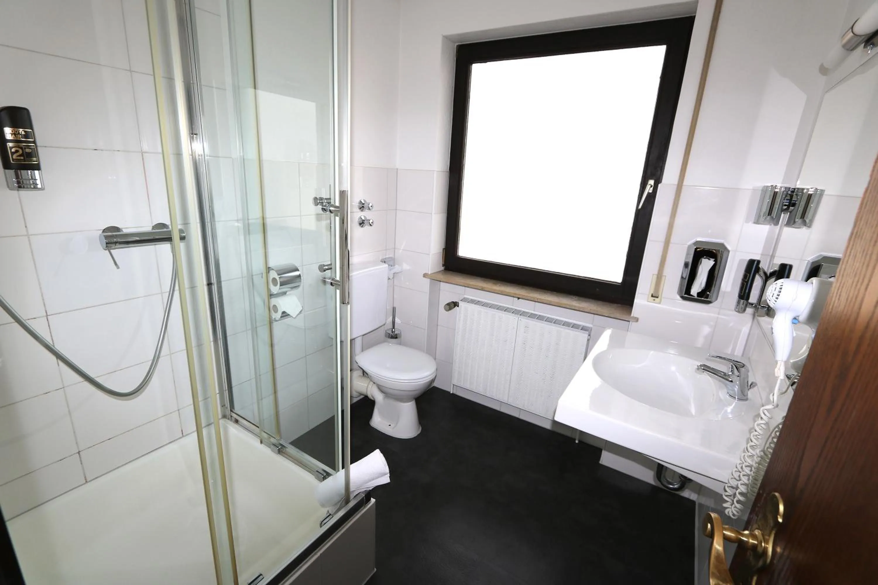 Shower in Hotel Avenue Altenfurt