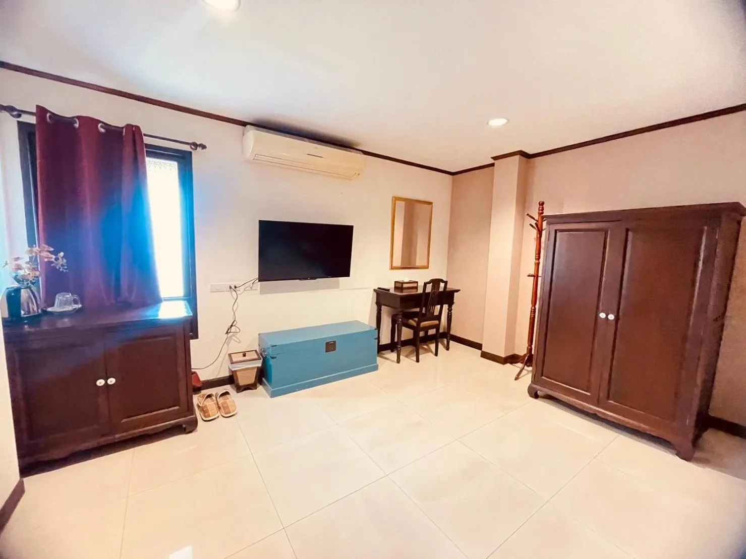 Bed in Na Thapae Chiangmai Hotel