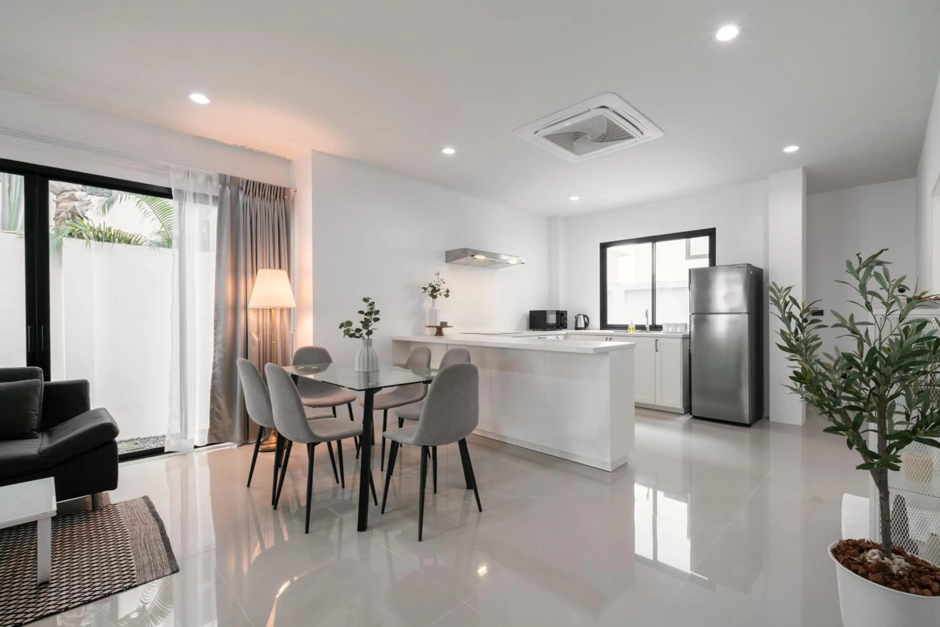 Chao Wilai Residence I Naiyang Beach I HKT Airport