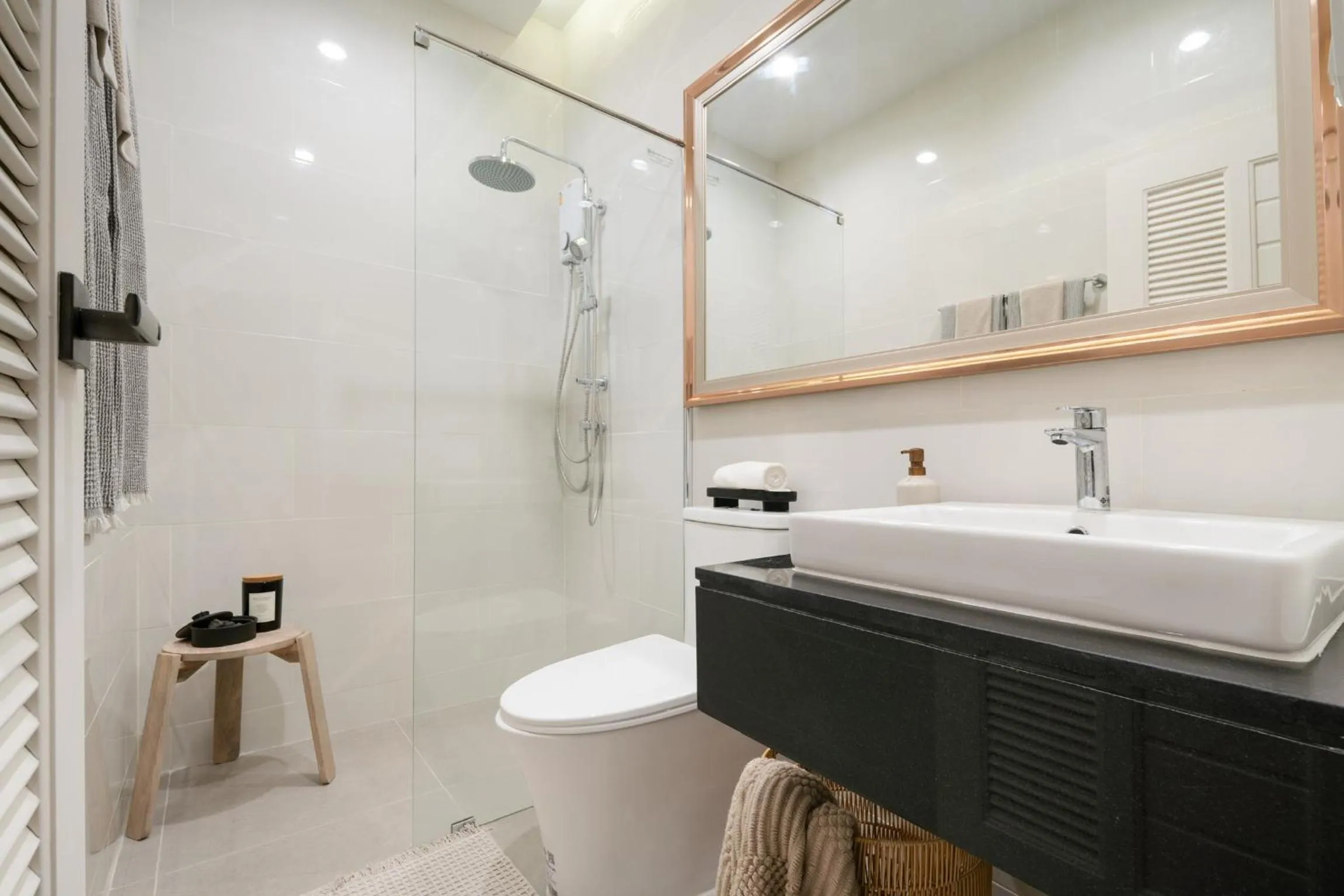 Chao Wilai Residence I Naiyang Beach I HKT Airport