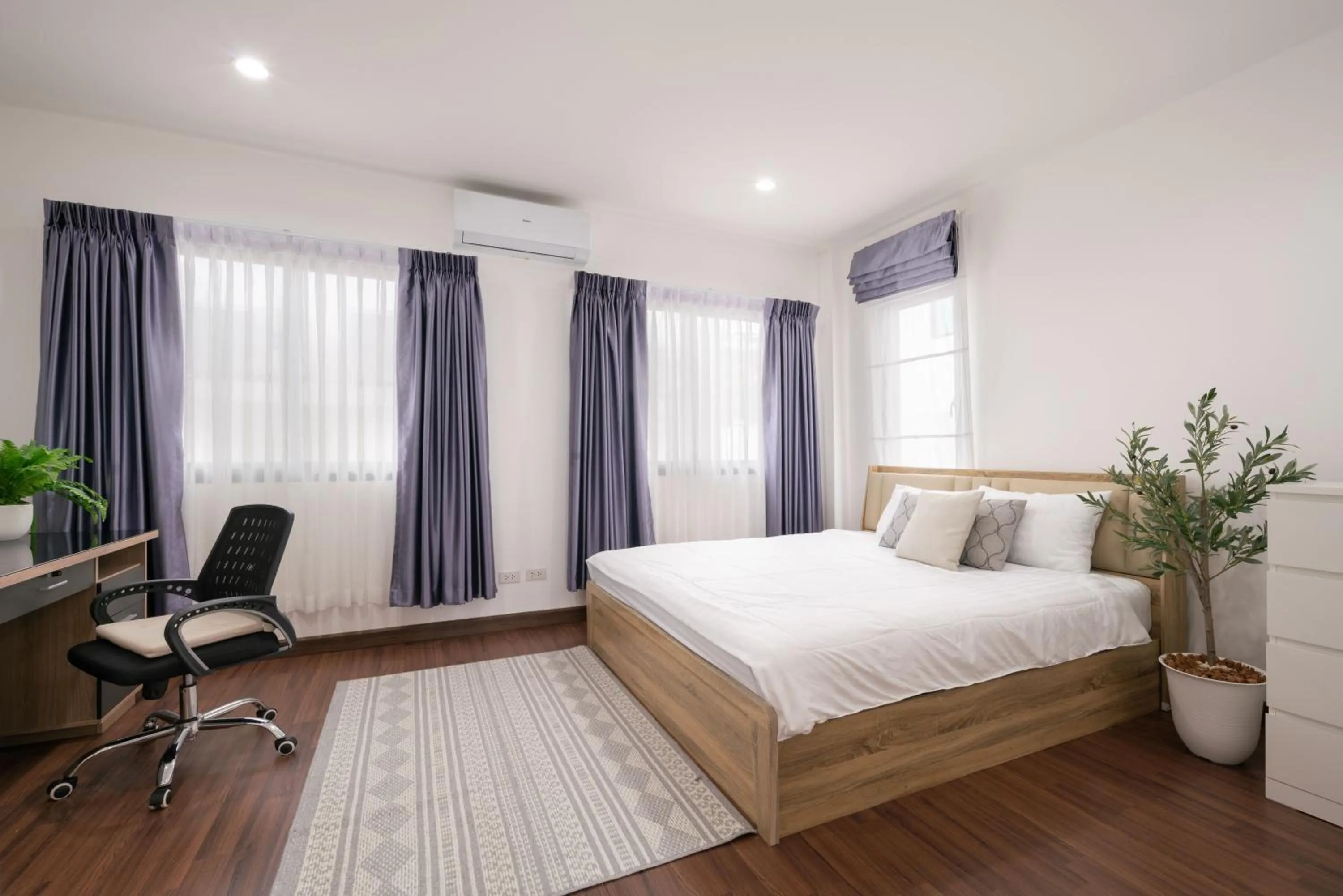 Bed in Chao Wilai Residence I Naiyang Beach I HKT Airport