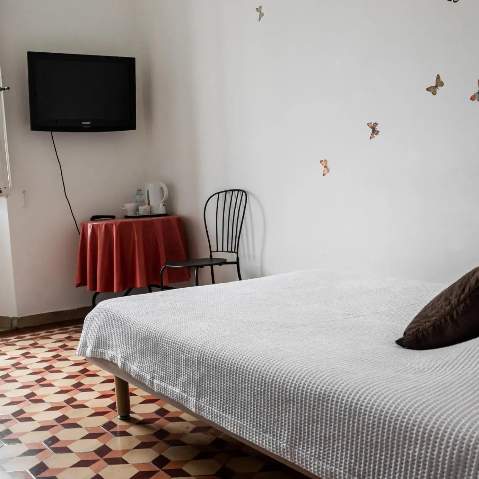 Standard Single Room with Shared Bathroom in Arena Alfieri B&B Standard Single Room with Shared Bathroom in Arena Alfieri B&B