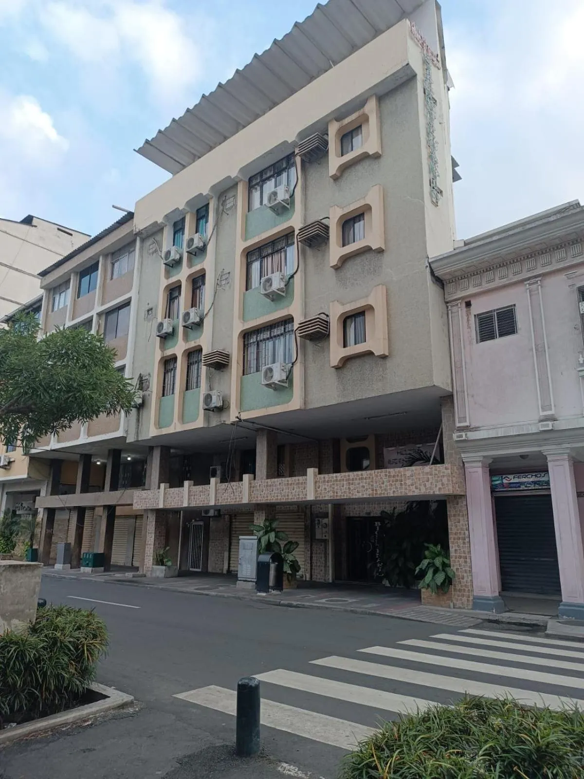 Property building in Hostal Bicentenario