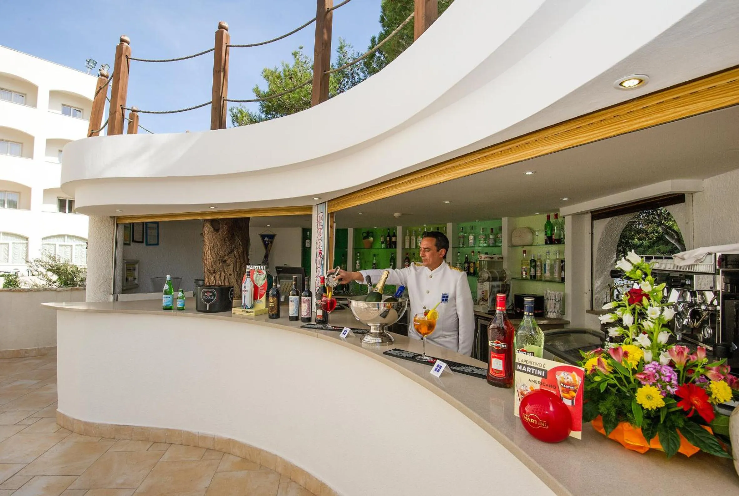 Staff in Ecoresort Le Sirene - Caroli Hotels