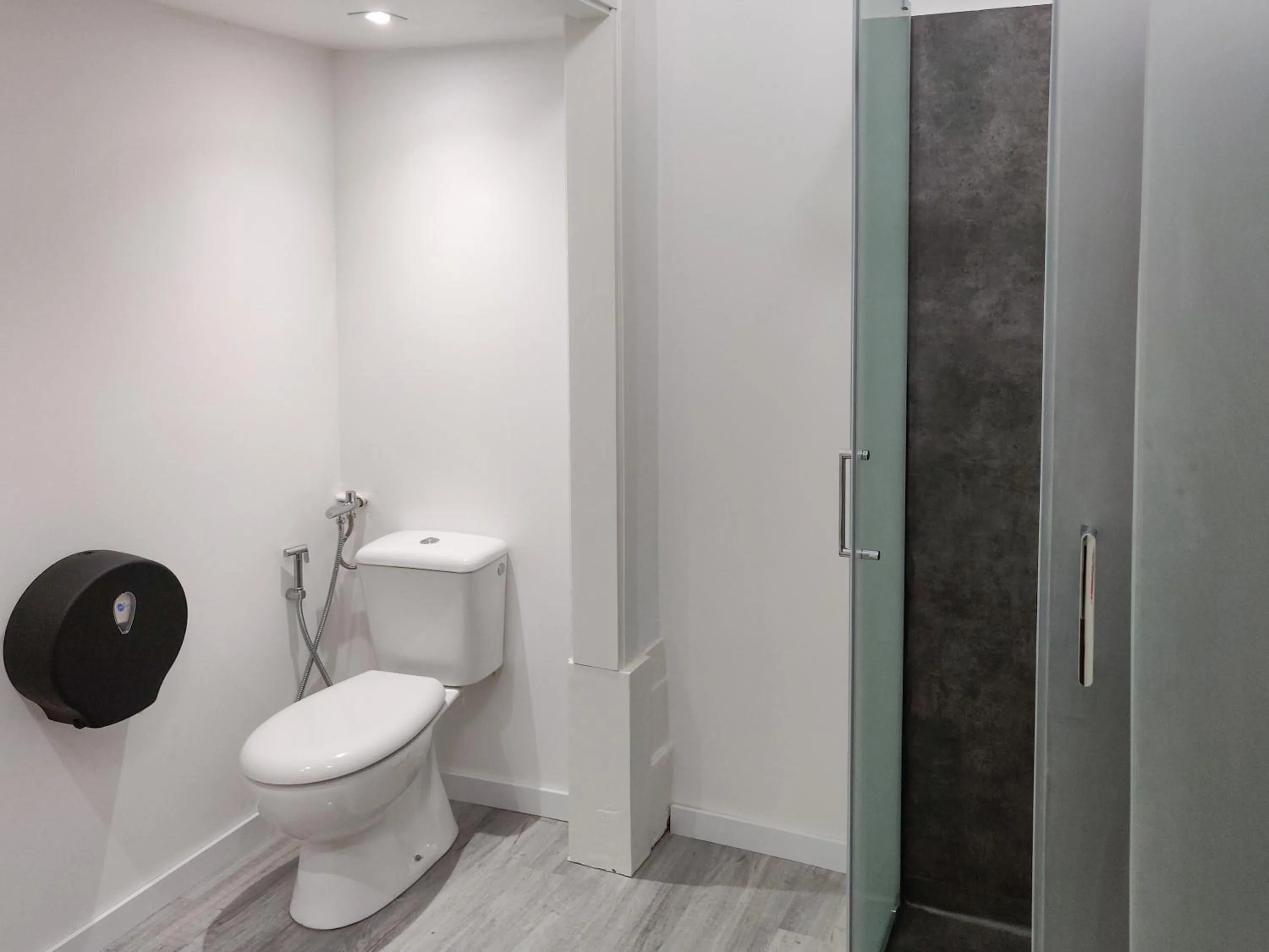 Bathroom in OLOPO Hostel