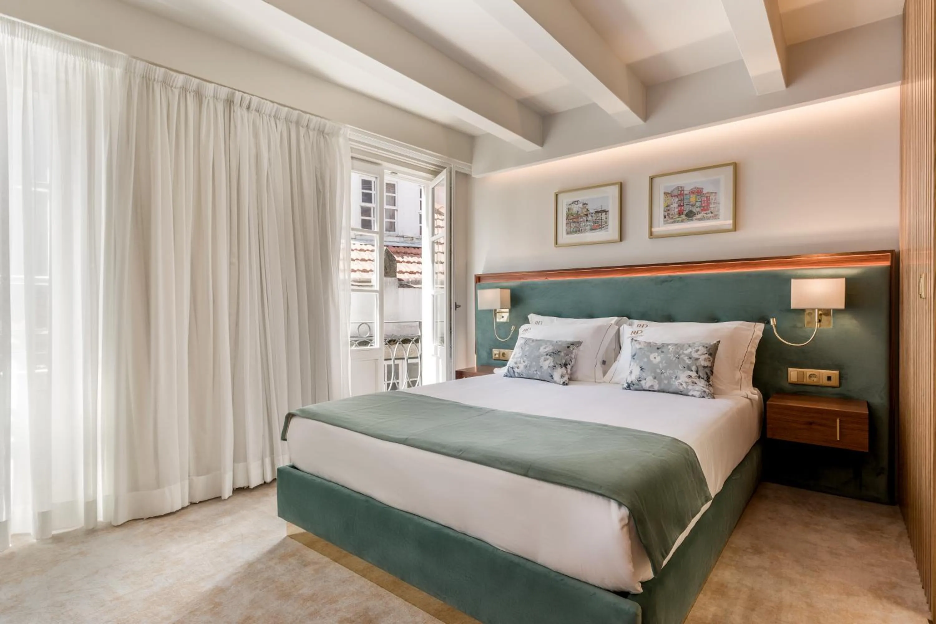 Bed in Ribeira Douro Hotel