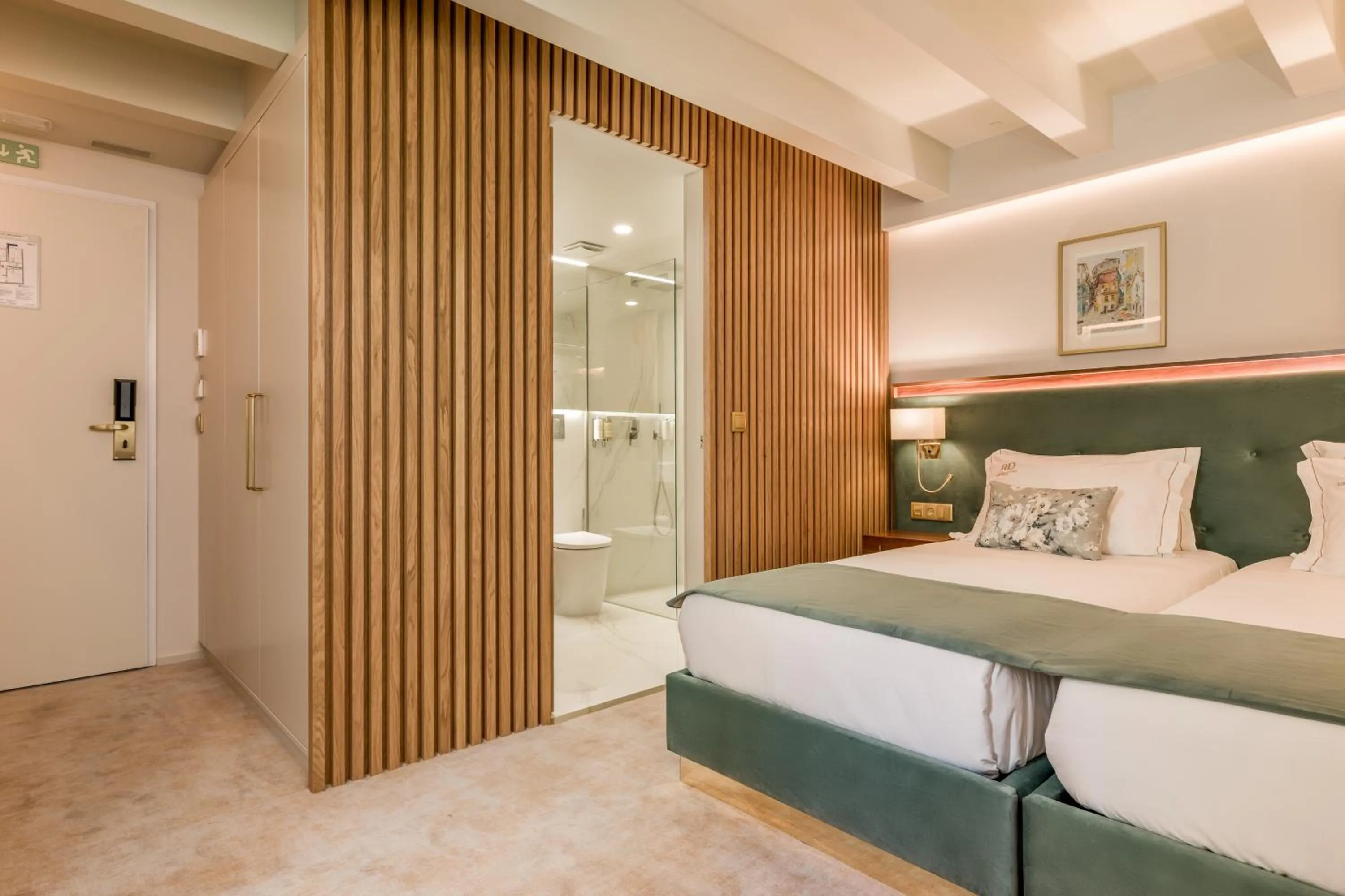 Bed in Ribeira Douro Hotel