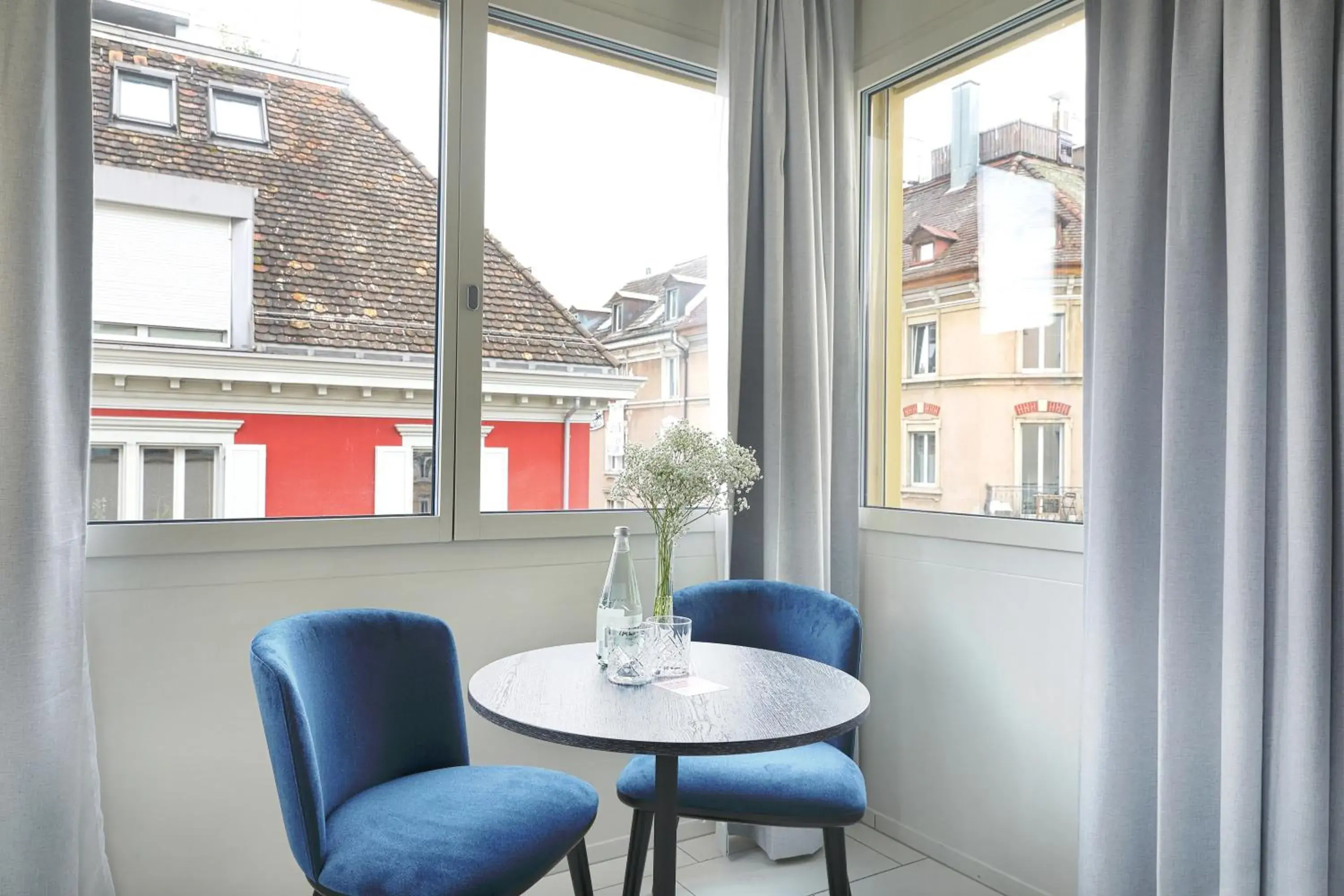Medium Studio with Kitchenette in Numa Zurich Turi Medium Studio with Kitchenette in Numa Zurich Turi