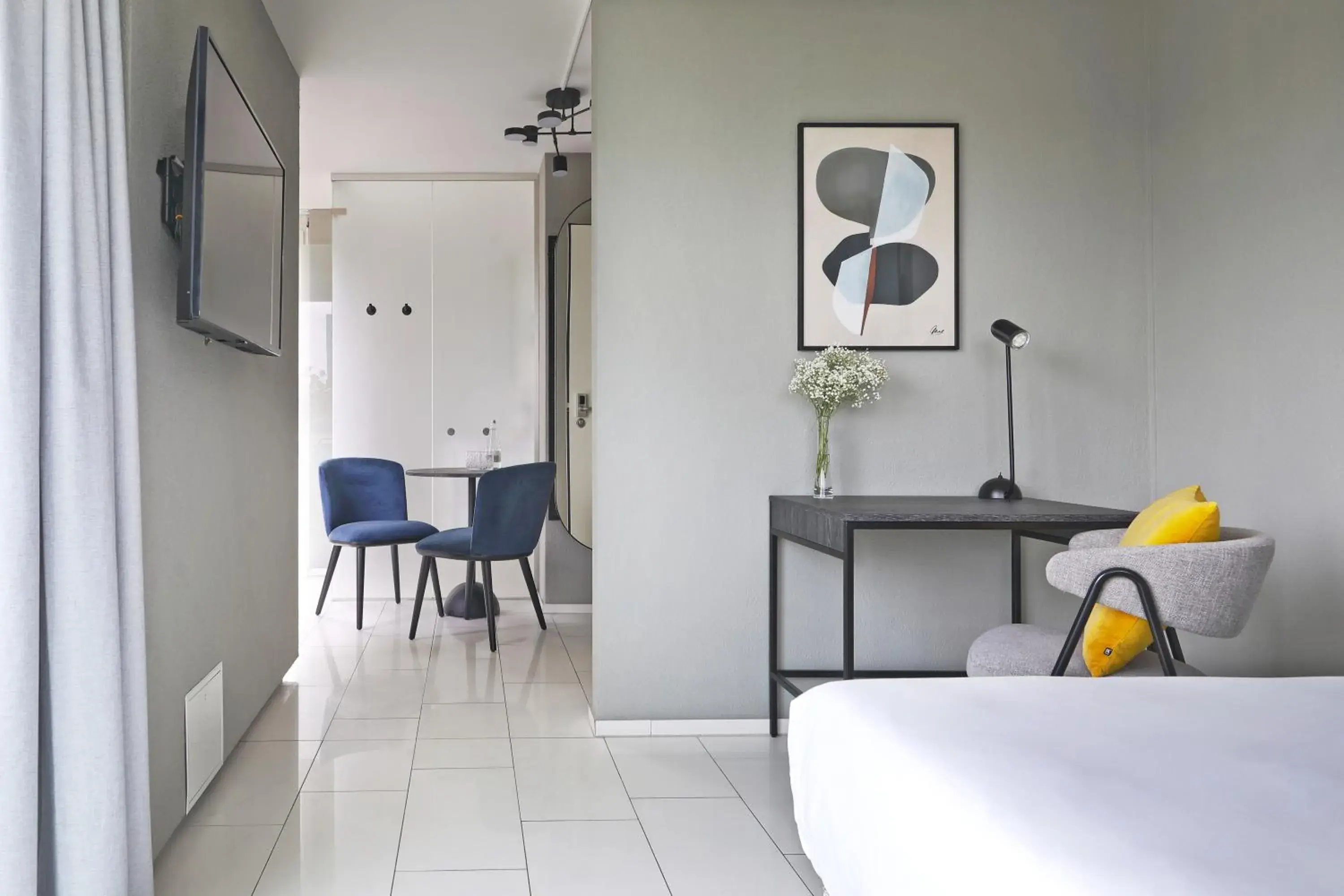 Medium Studio with Kitchenette and Balcony in Numa Zurich Turi Medium Studio with Kitchenette and Balcony in Numa Zurich Turi