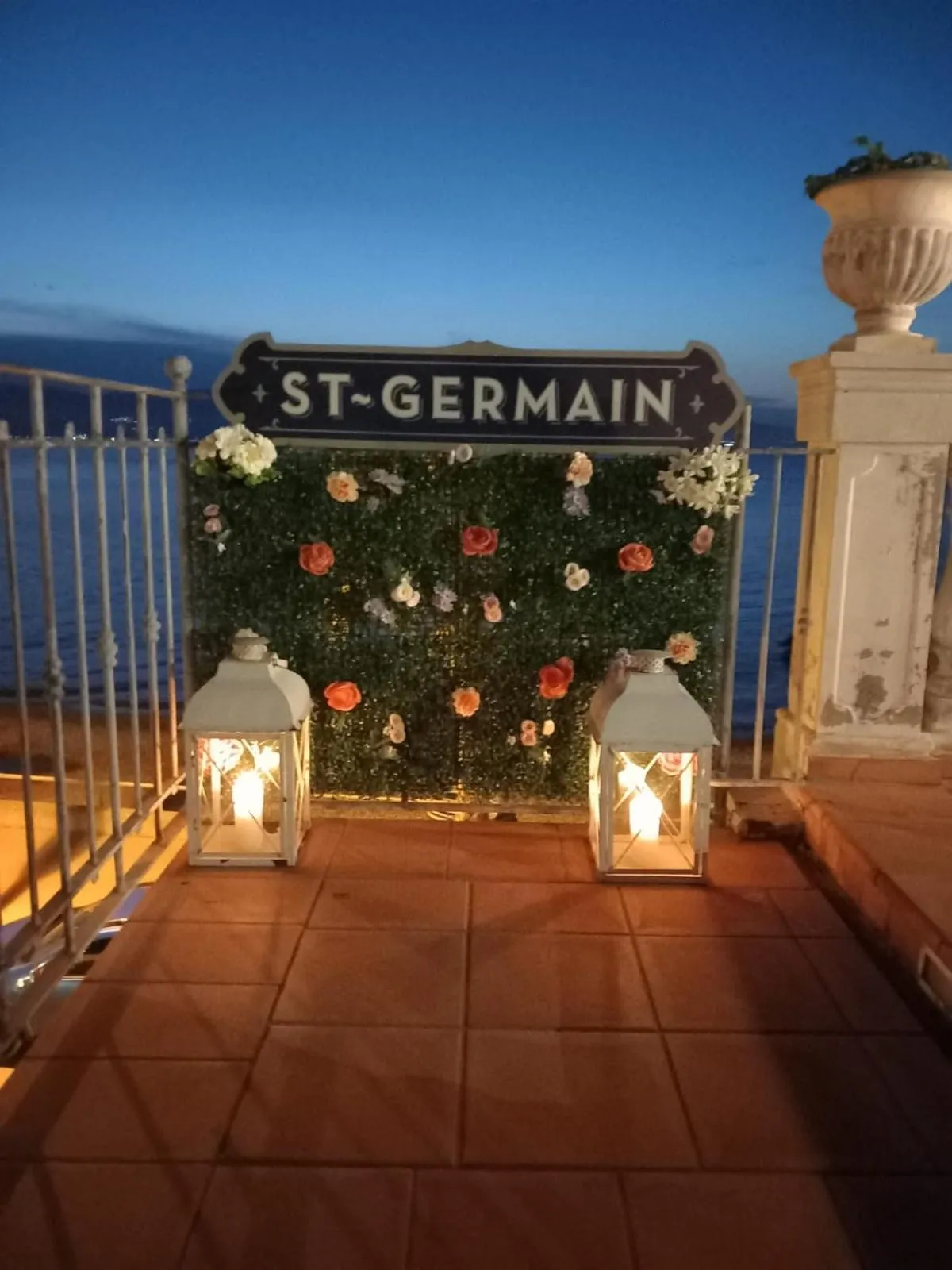 Night in Hotel La Lampara