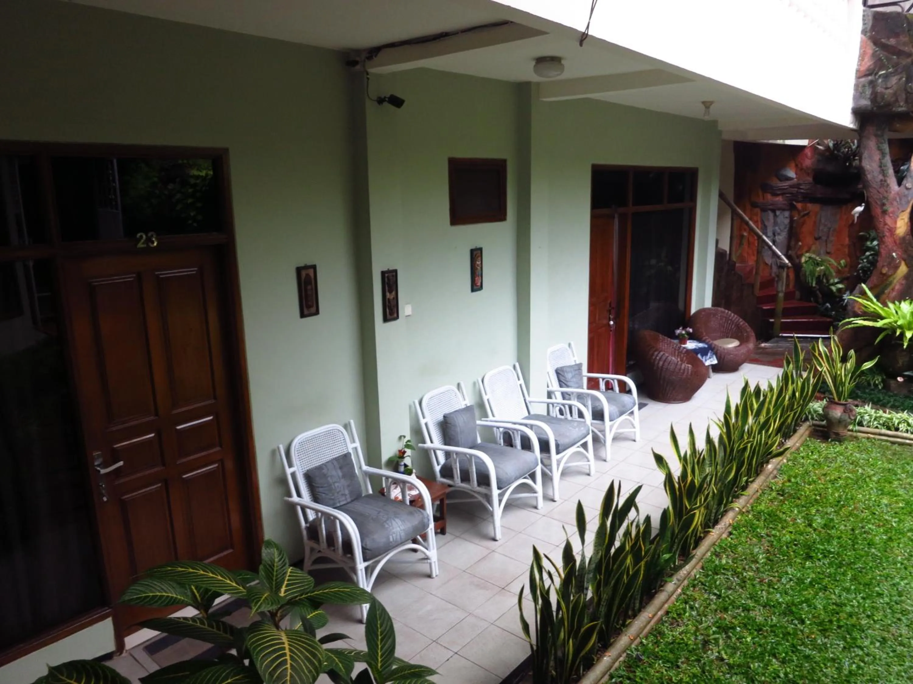 Balcony/Terrace in Enny's Guest House