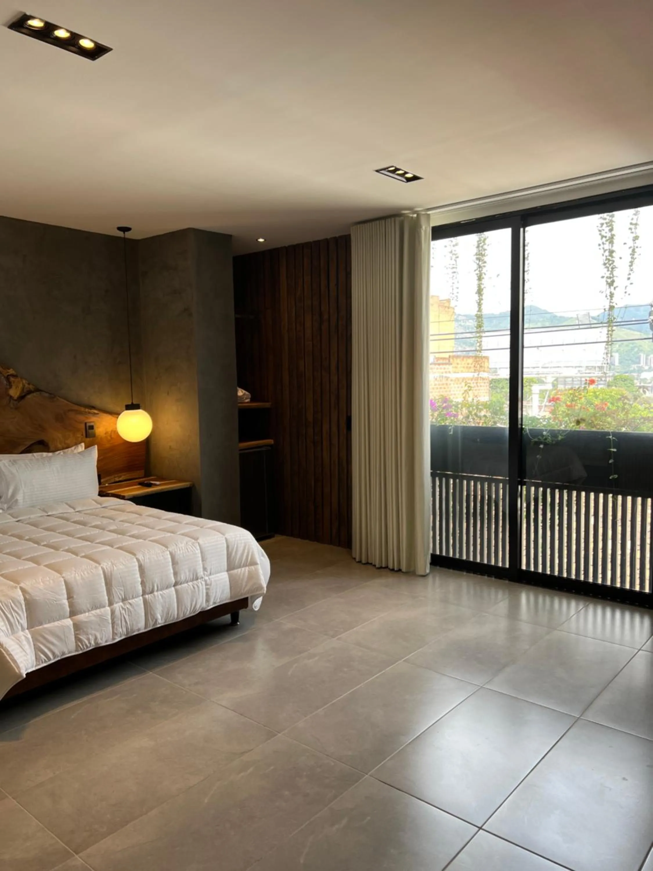 Street view, Bed in Hotel Zelva Negra